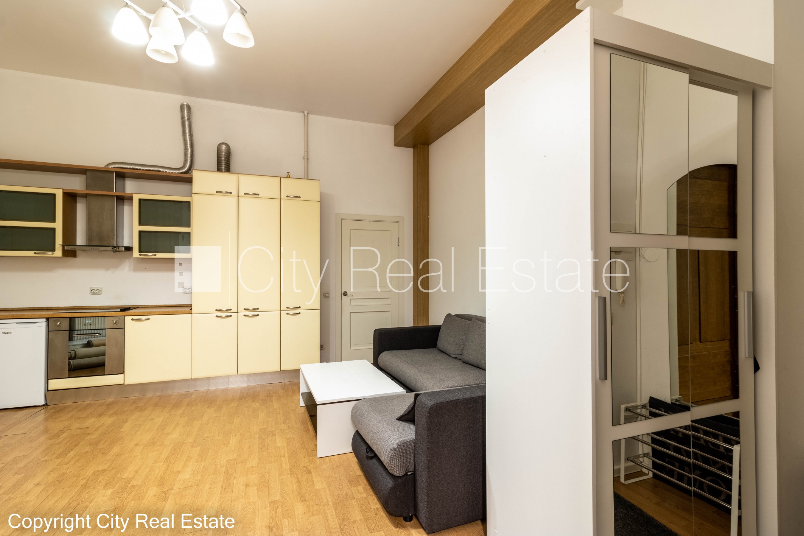 Sludinājumi. Projekts - Pulkveža Nams, fasādes māja, renovēta māja, fasāde ar dekoratīvo apmetumu, viena Cena: 140000 EUR Foto #14