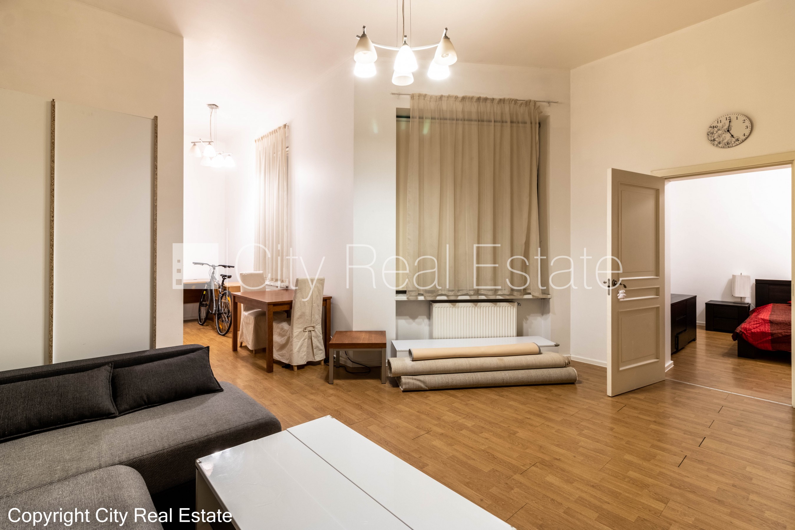 Sludinājumi. Projekts - Pulkveža Nams, fasādes māja, renovēta māja, fasāde ar dekoratīvo apmetumu, viena Cena: 140000 EUR Foto #3