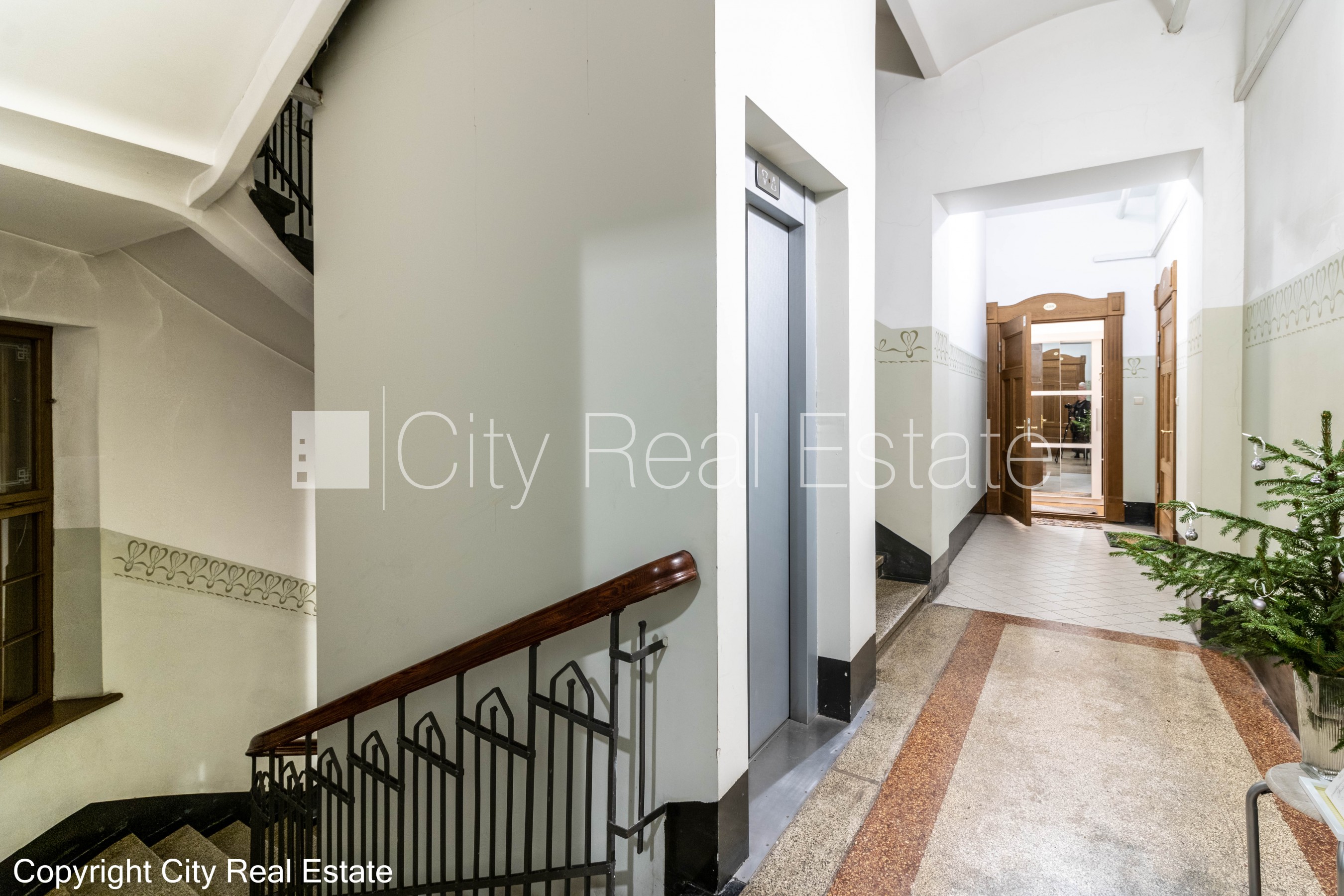 Sludinājumi. Projekts - Pulkveža Nams, fasādes māja, renovēta māja, fasāde ar dekoratīvo apmetumu, viena Cena: 140000 EUR Foto #17