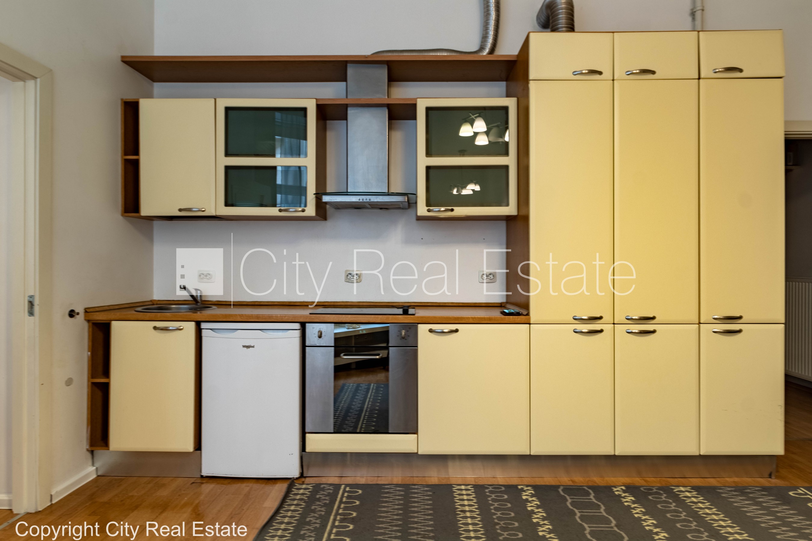 Sludinājumi. Projekts - Pulkveža Nams, fasādes māja, renovēta māja, fasāde ar dekoratīvo apmetumu, viena Cena: 145000 EUR Foto #8