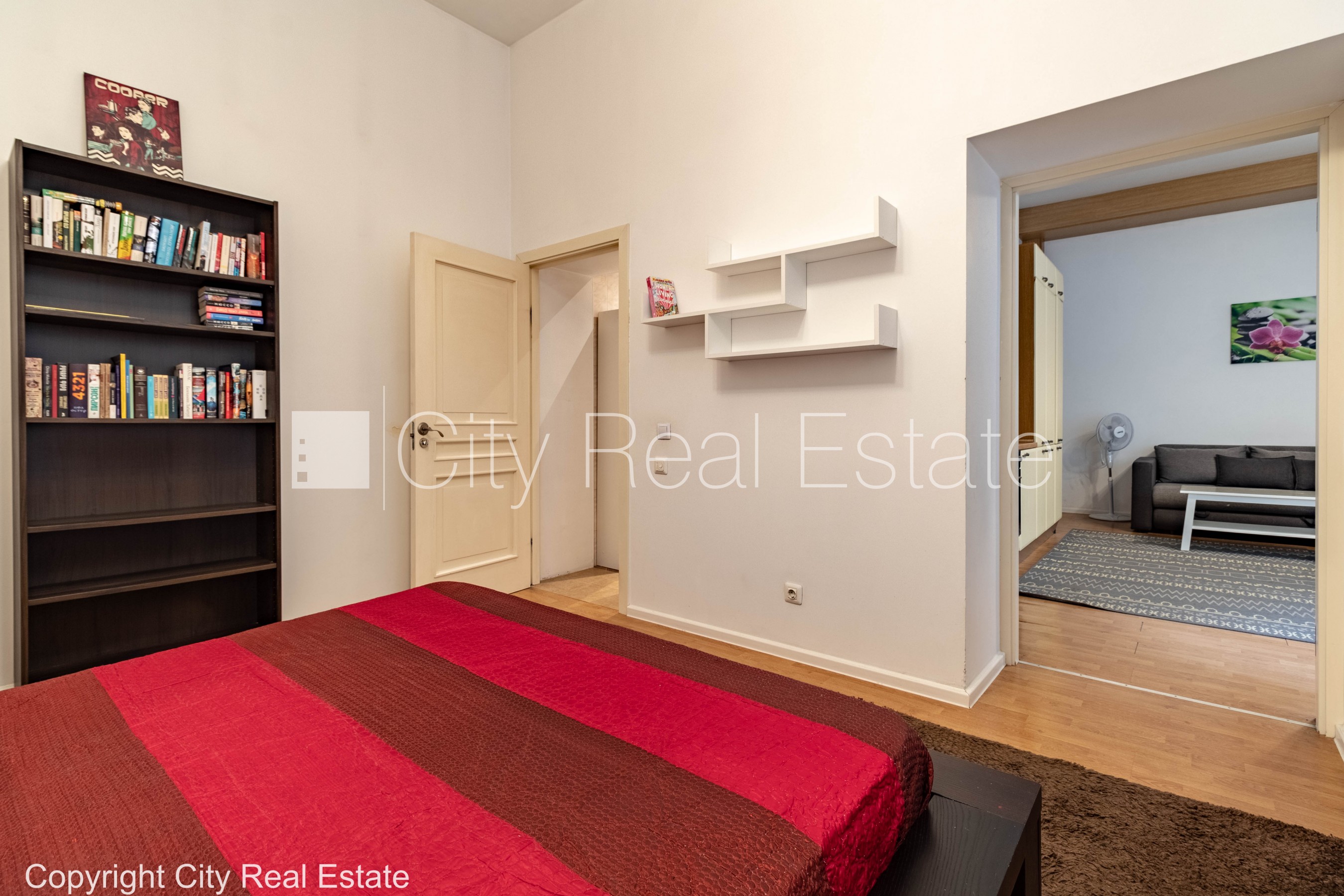 Sludinājumi. Projekts - Pulkveža Nams, fasādes māja, renovēta māja, fasāde ar dekoratīvo apmetumu, viena Cena: 145000 EUR Foto #12