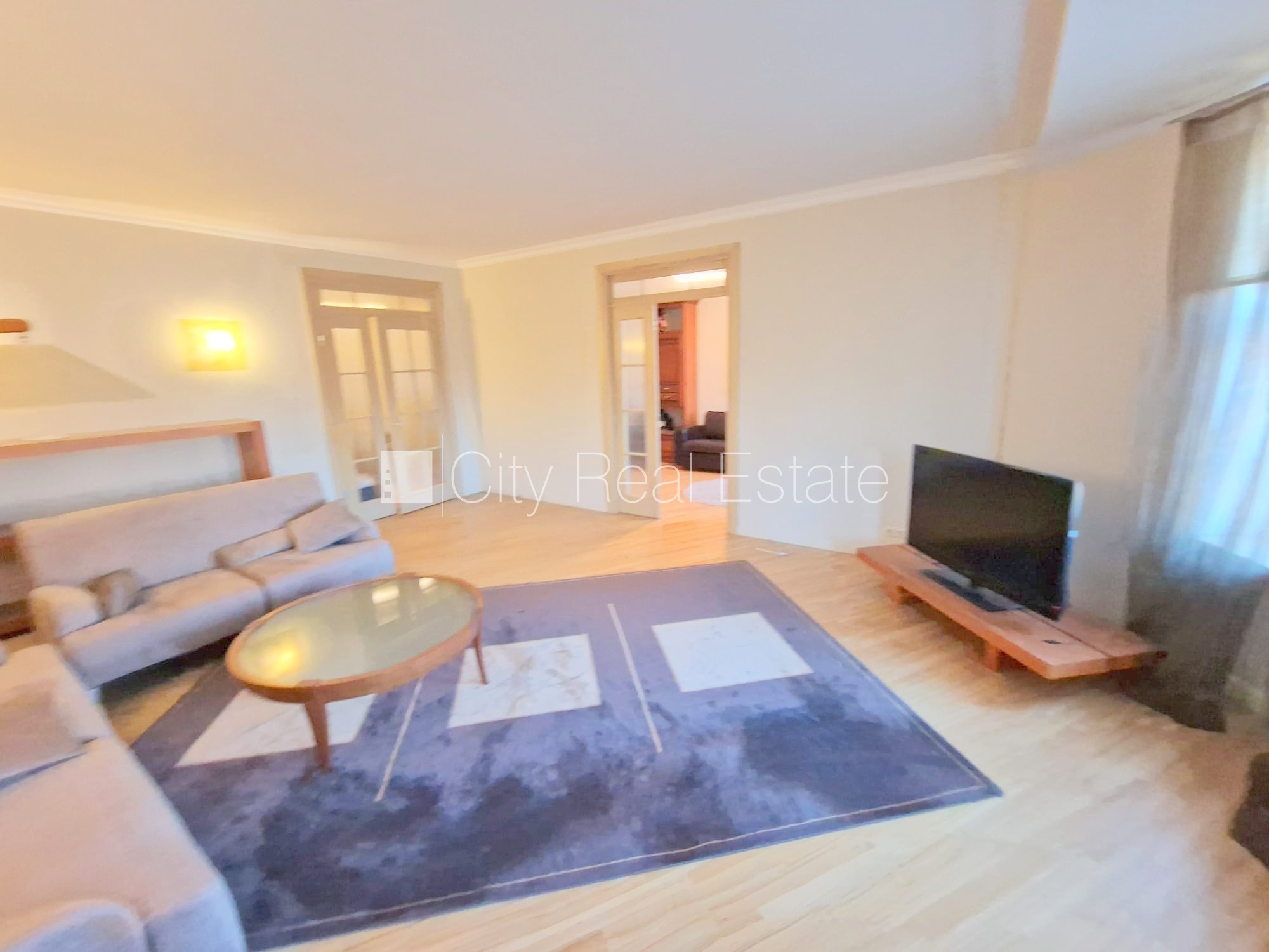 Sludinājumi. Zeme īpašumā, fasādes māja, restaurēta māja, ķieģeļu mūra sienas, ieeja no ielas, ir lifts, kāpņu Cena: 350000 EUR Foto #6