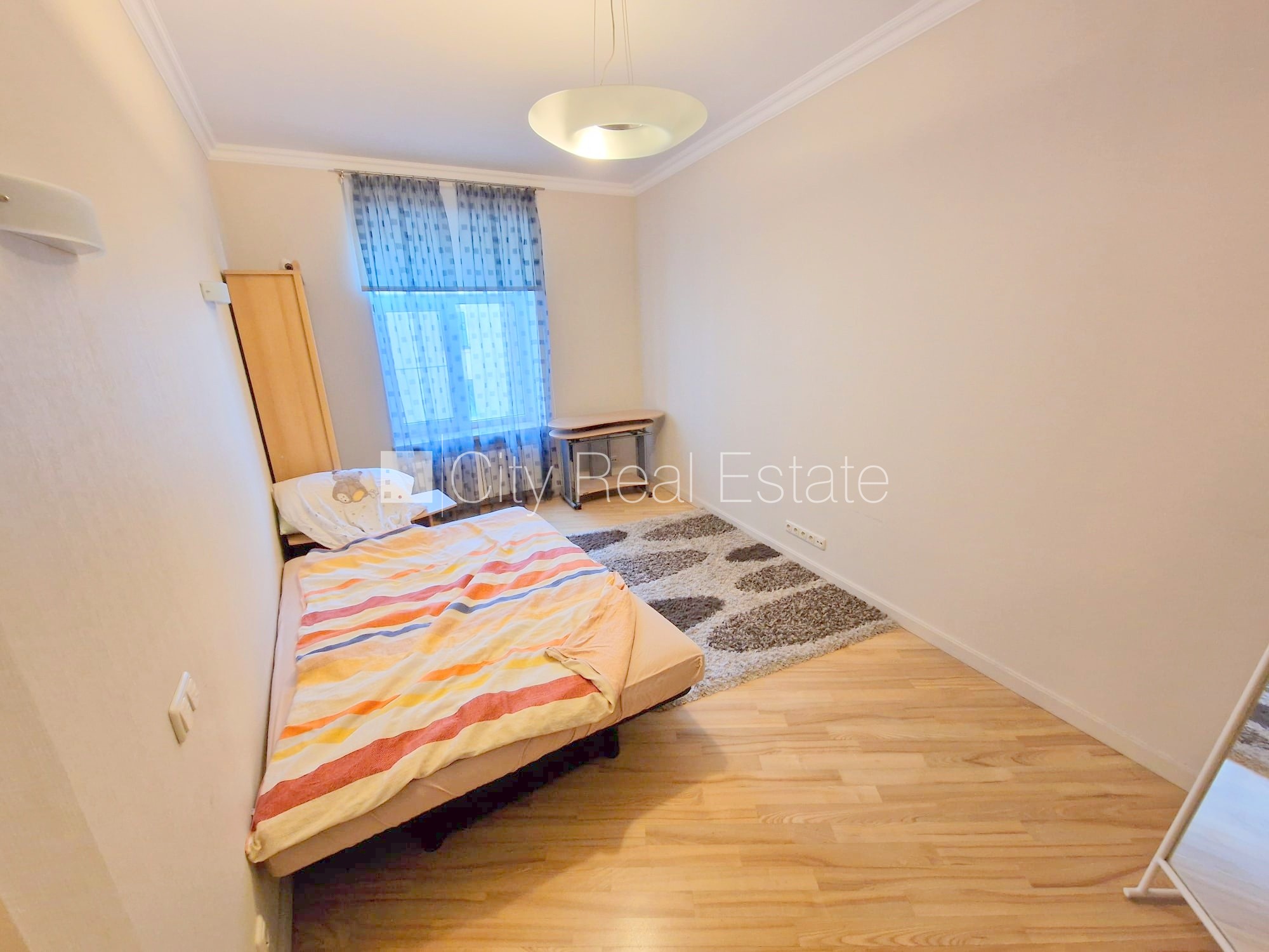 Sludinājumi. Zeme īpašumā, fasādes māja, restaurēta māja, ķieģeļu mūra sienas, ieeja no ielas, ir lifts, kāpņu Cena: 350000 EUR Foto #24