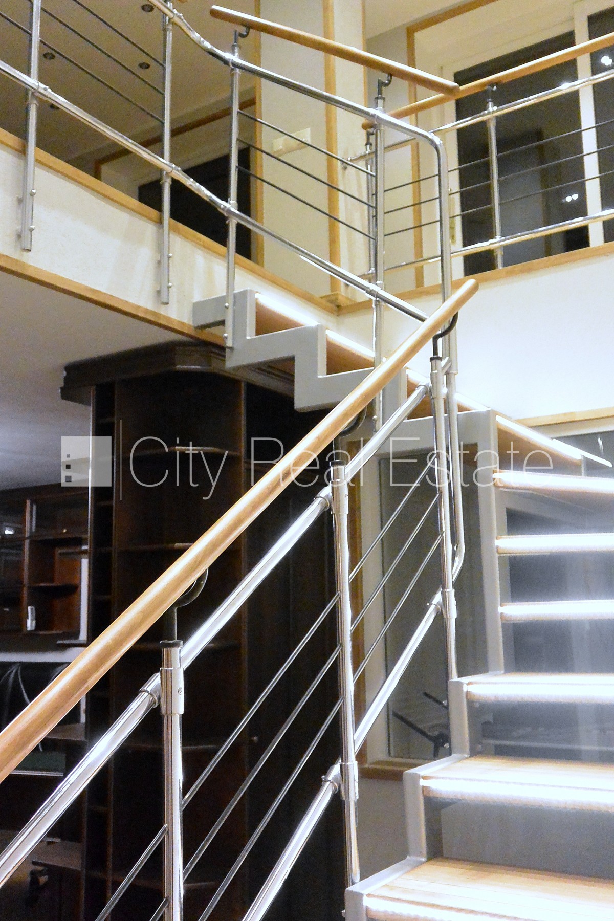 Sludinājumi. Zeme īpašumā, pagalma ēka, mainīts Jumta segums, ķieģeļu mūra sienas, labiekārtota apzaļumota Cena: 379000 EUR Foto #14