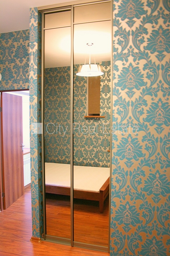 Sludinājumi. Projekts - Aleksandra Čaka 33, pagalma ēka, labiekārtots apzaļumots pagalms, ieeja no pagalma, Cena: 380 EUR/mēn Foto #10