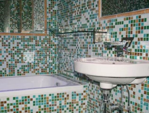 Sludinājumi. Projekts - Aleksandra Čaka 33, pagalma ēka, labiekārtots apzaļumots pagalms, ieeja no pagalma, Cena: 380 EUR/mēn Foto #13