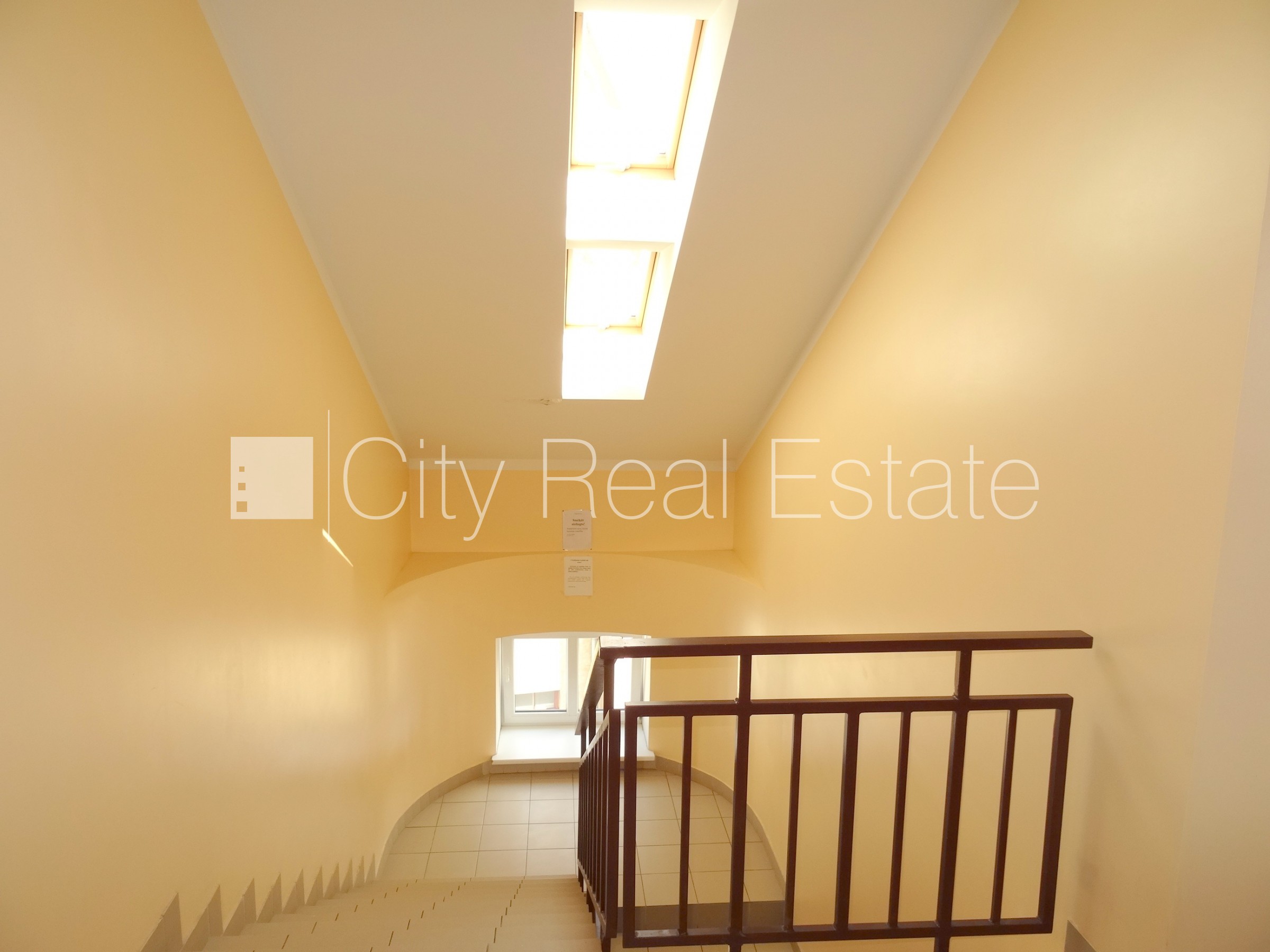 Sludinājumi. Pagalma māja, renovēta māja, labiekārtota apzaļumota teritorija, vieta automašīnai, ieeja no ielas, Cena: 500 EUR/mēn Foto #20