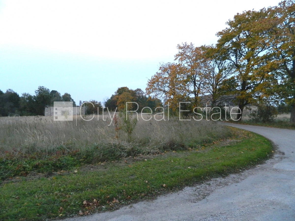 Sludinājumi. Iespējama mazstāvu apbūve, atļauts būvēt vienstāvu ēku, atļauts būvēt divu stāvu ēku, zeme Cena: 25000 EUR Foto #4