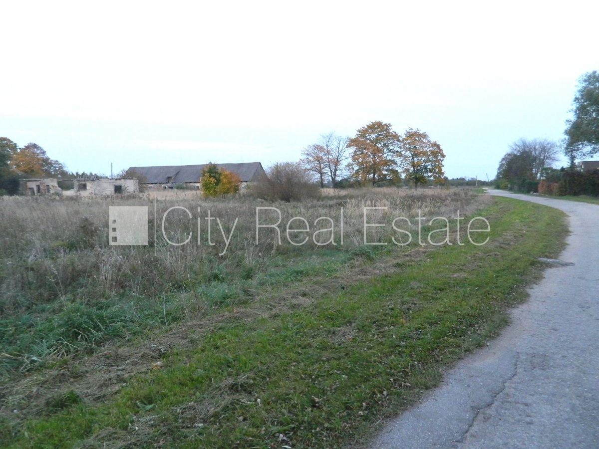 Sludinājumi. Iespējama mazstāvu apbūve, atļauts būvēt vienstāvu ēku, atļauts būvēt divu stāvu ēku, zeme Cena: 25000 EUR Foto #5