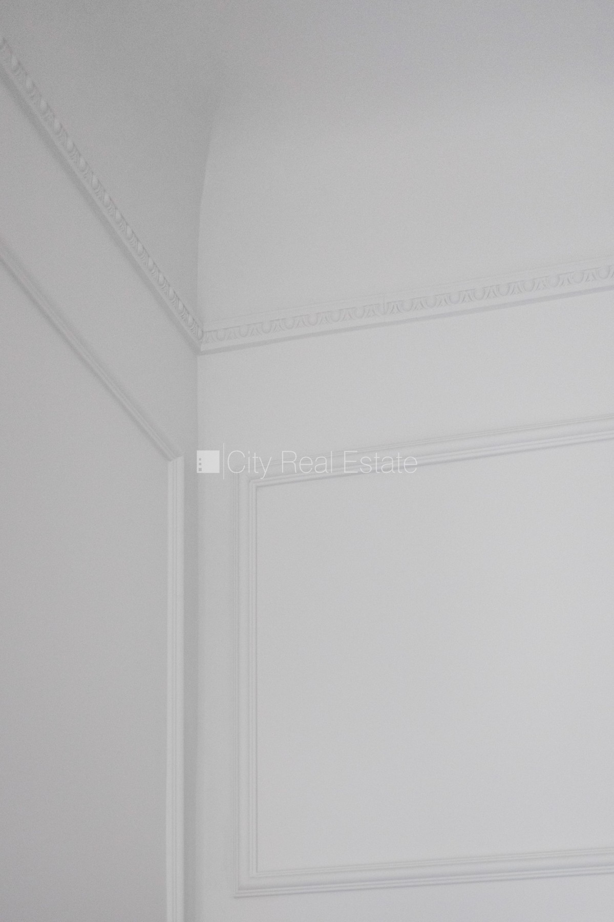 Sludinājumi. Pagalma ēka, slēgts pagalms, garāža vienai automašīnai, ieeja no ielas, teritorijas stāvlaukums Cena: 218000 EUR Foto #25