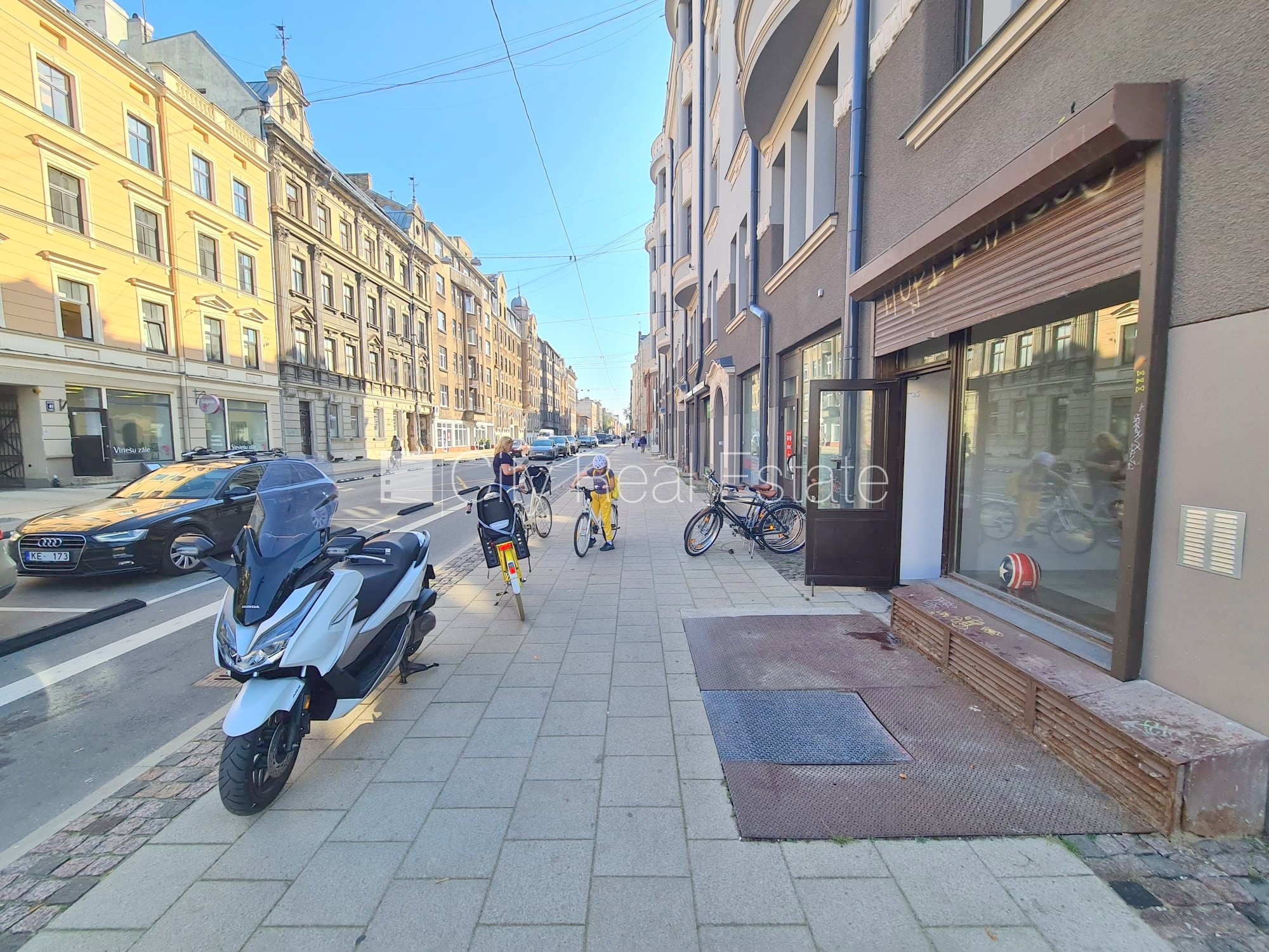 Sludinājumi. Zeme īpašumā, fasādes māja, renovēta māja, ieeja no ielas, logi vērsti uz ielas pusi, divstāvīgs, Cena: 69000 EUR Foto #3