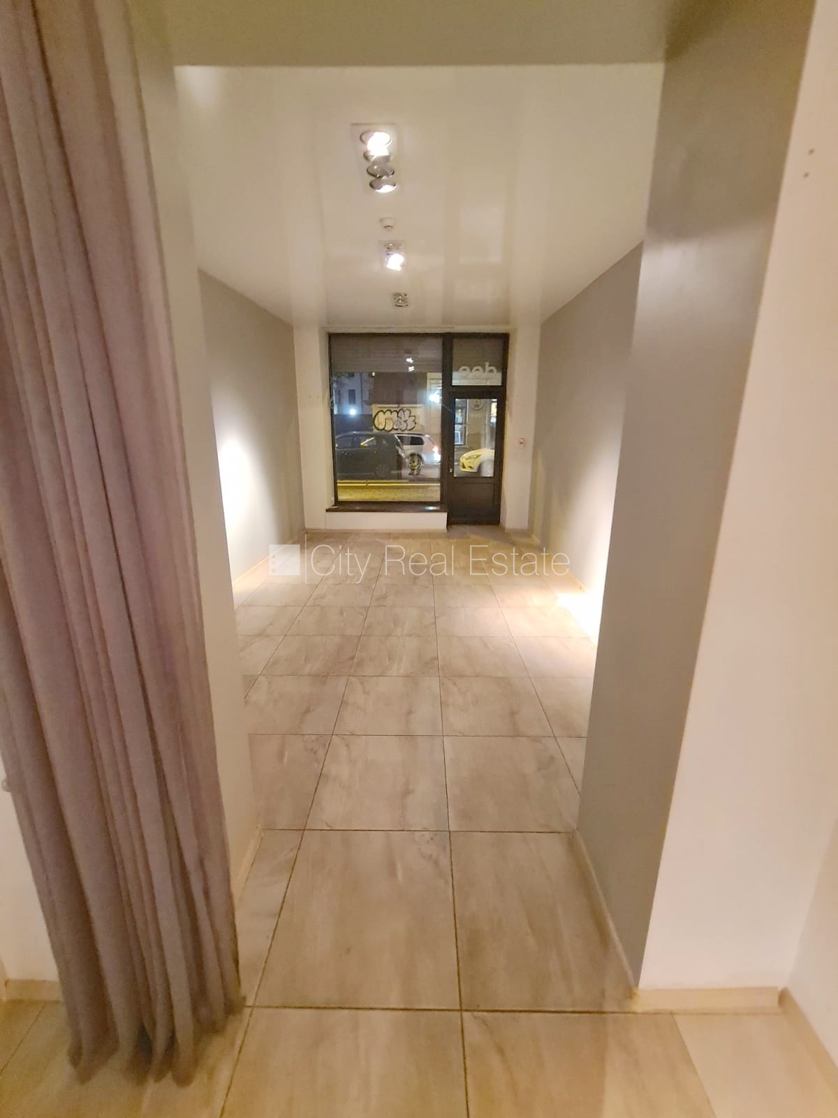 Sludinājumi. Zeme īpašumā, fasādes māja, renovēta māja, ieeja no ielas, logi vērsti uz ielas pusi, divstāvīgs, Cena: 69000 EUR Foto #10