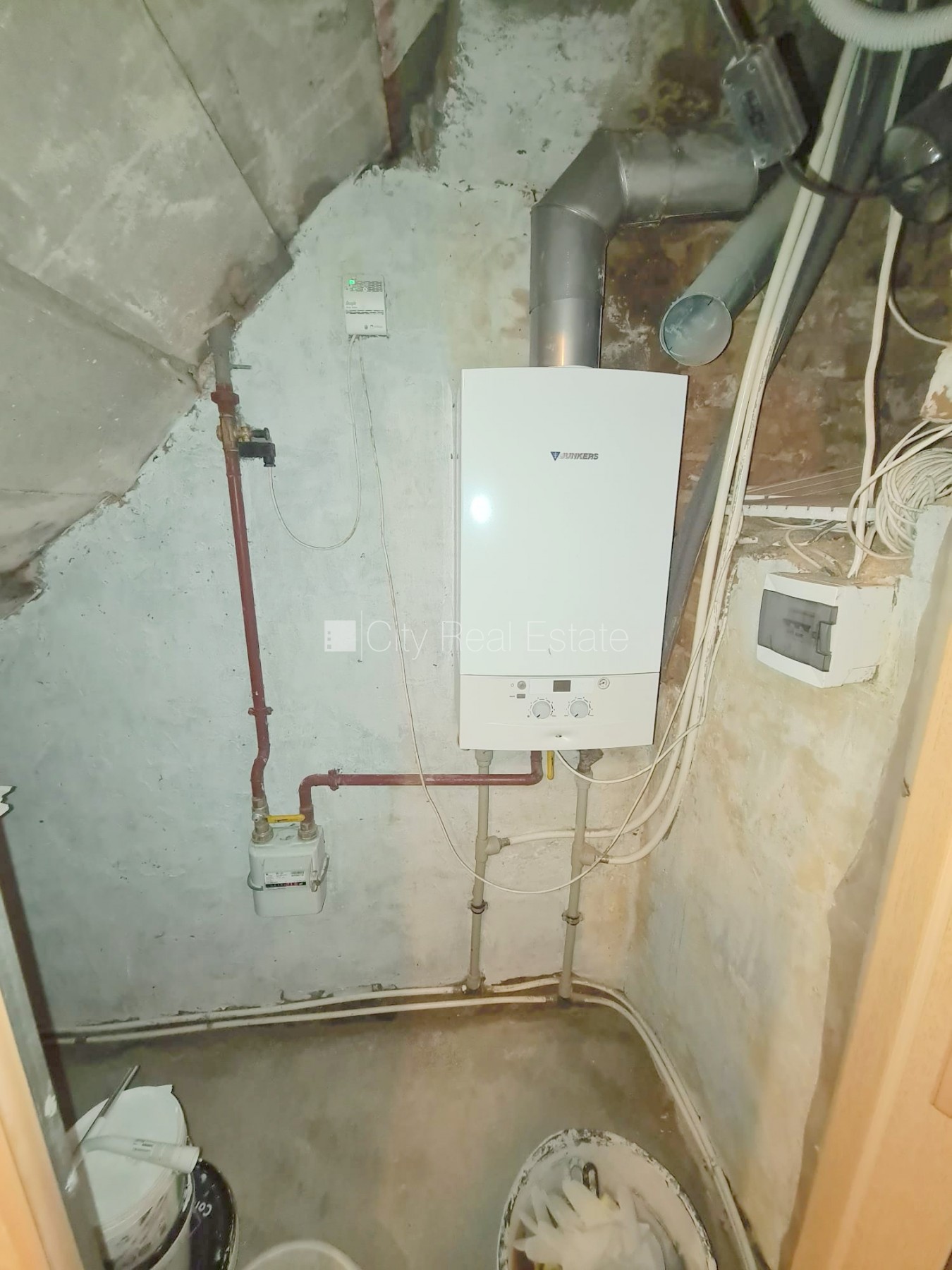 Sludinājumi. Zeme īpašumā, fasādes māja, renovēta māja, ieeja no ielas, logi vērsti uz ielas pusi, divstāvīgs, Cena: 69000 EUR Foto #23