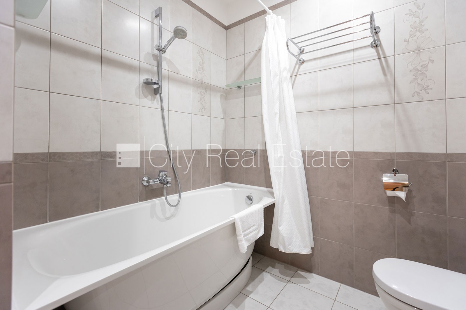 Sludinājumi. Projekts - Turaidas Kvartāls, zeme īpašumā, jaunceltne, pagalma māja, labiekārtota apzaļumota Cena: 380000 EUR Foto #17