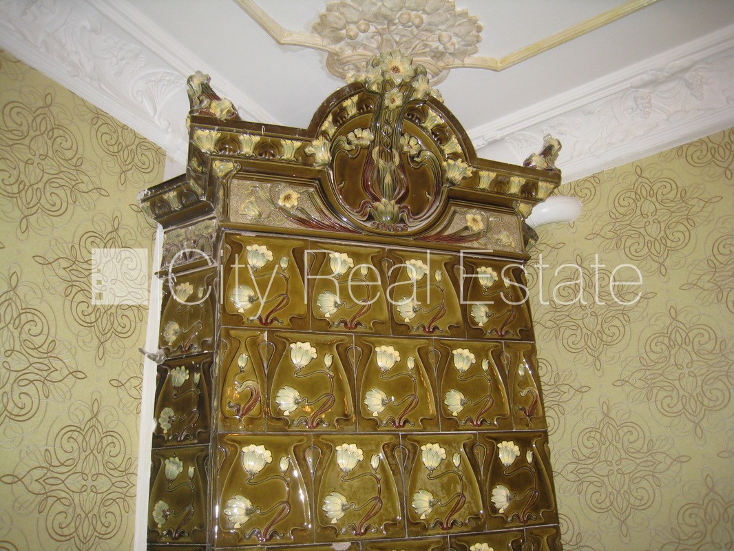 Sludinājumi. Fasādes māja, renovēta māja, ieeja no ielas, ir lifts, kāpņu telpa pēc kosmētiskā remonta, logi Cena: 550 EUR/mēn Foto #6