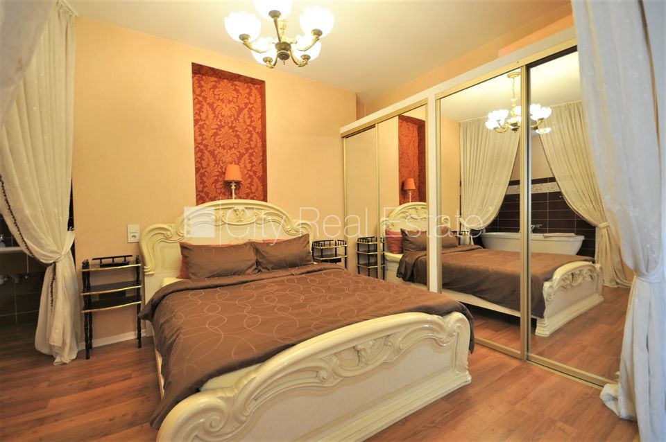 Sludinājumi. Šo dzīvokli izīrē pa diennaktīm (īstermiņa īre), īres cena sludinājumā norādīta par vienu diennakts Cena: 70 EUR/mēn Foto #3