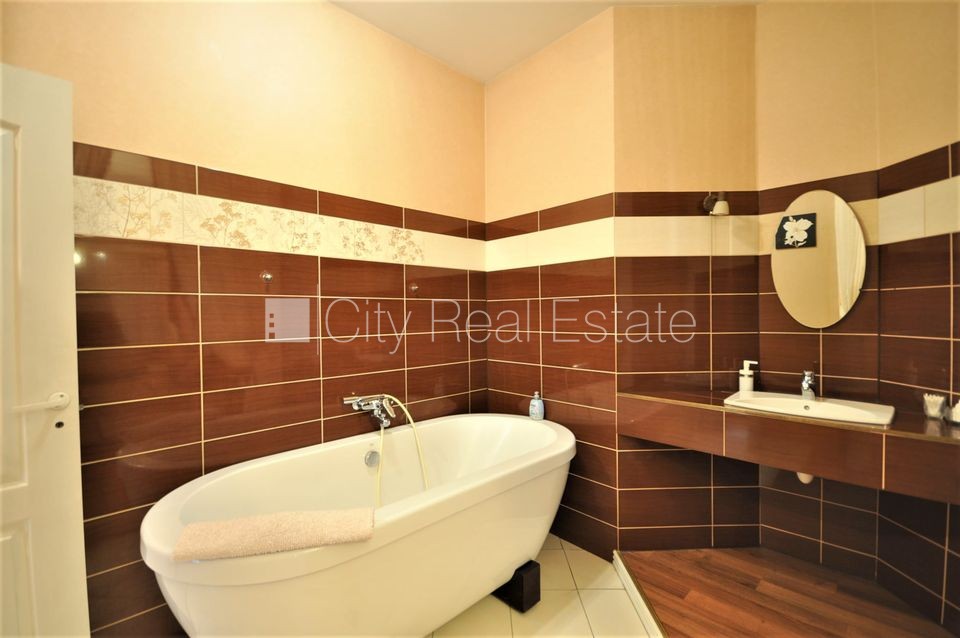 Sludinājumi. Šo dzīvokli izīrē pa diennaktīm (īstermiņa īre), īres cena sludinājumā norādīta par vienu diennakts Cena: 70 EUR/mēn Foto #7