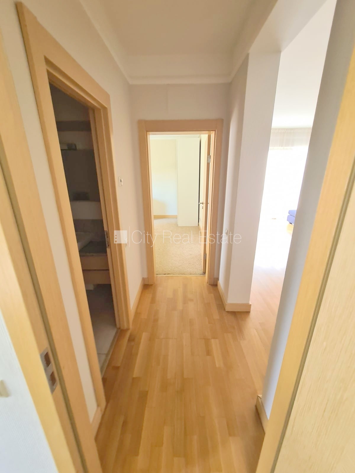 Sludinājumi. Projekts - Panorama Plaza, jaunceltne, fasādes māja, slēgta teritorija, iespēja nomāt pazemes Cena: 850 EUR/mēn Foto #18