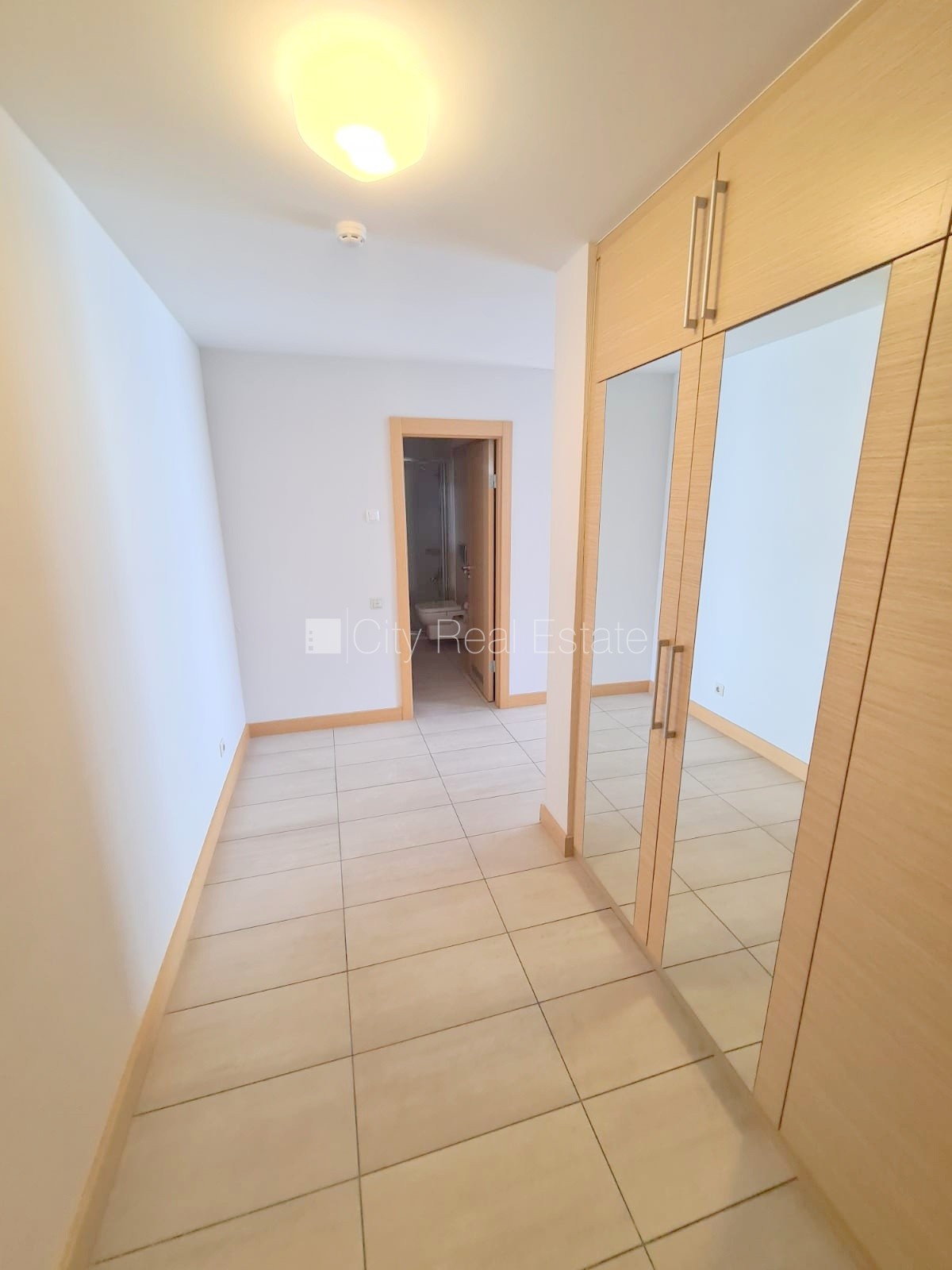 Sludinājumi. Projekts - Panorama Plaza, jaunceltne, fasādes māja, slēgta teritorija, iespēja nomāt pazemes Cena: 850 EUR/mēn Foto #25