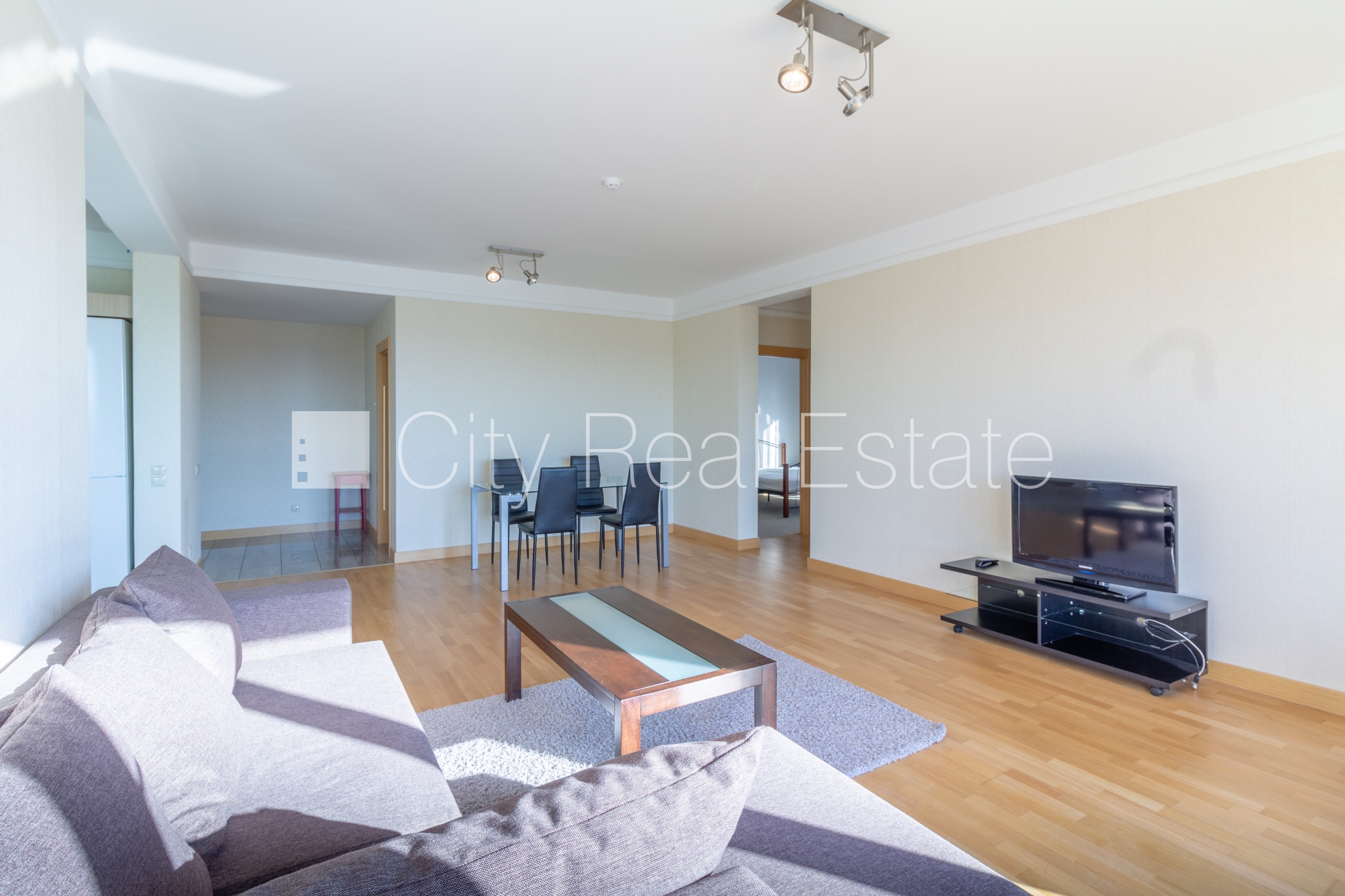 Sludinājumi. Projekts - Panorama Plaza, jaunceltne, labiekārtota apzaļumota teritorija, maksas stāvvieta, Cena: 950 EUR/mēn Foto #6