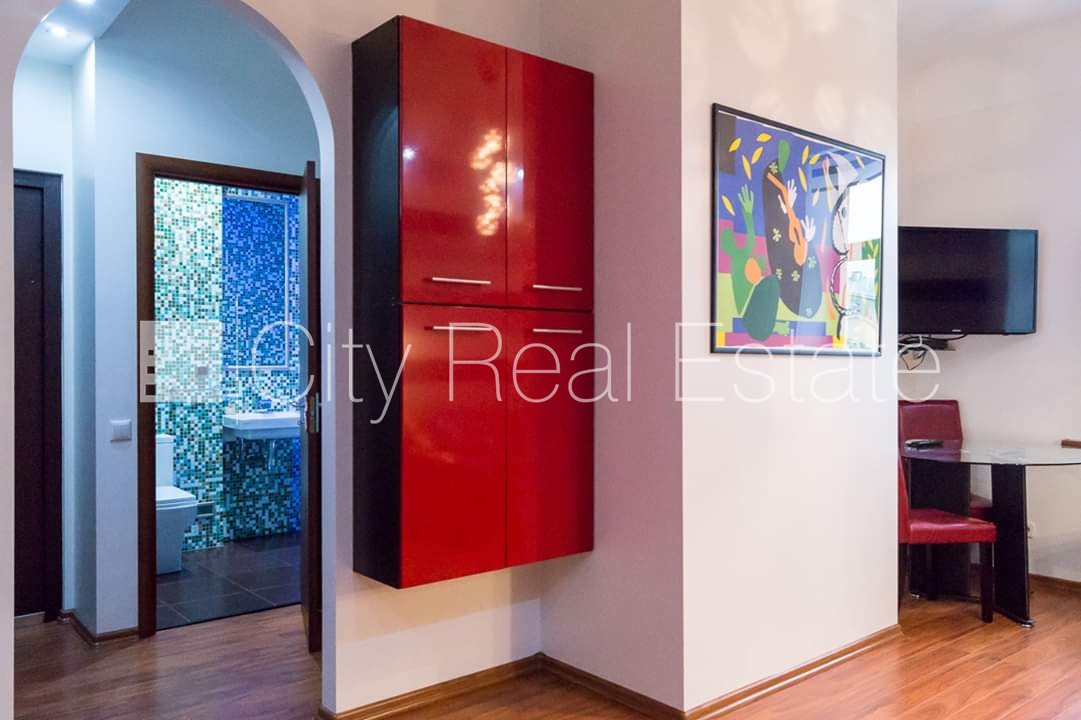 Sludinājumi. Projekts - Aleksandra Čaka 33, pagalma māja, renovēta māja, zaļā teritorija, slēgts pagalms, vieta Cena: 480 EUR/mēn Foto #3