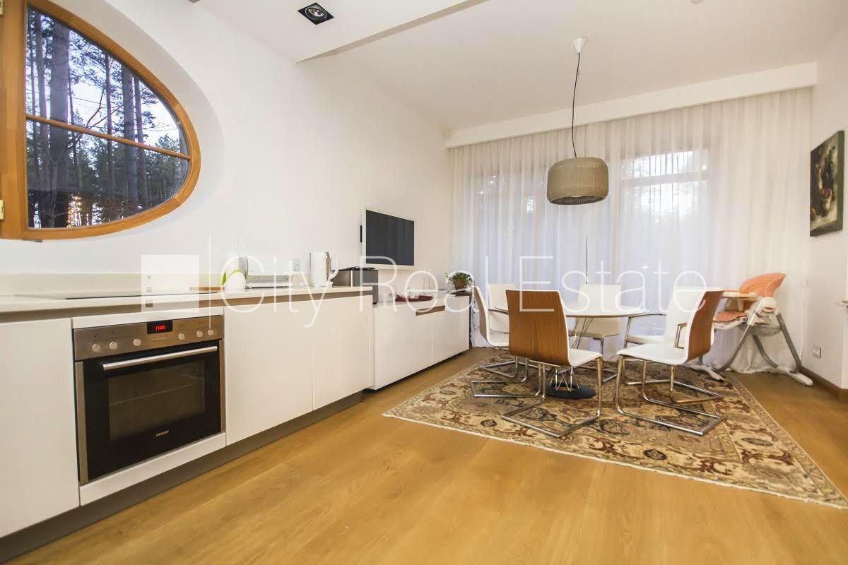 Sludinājumi. Privātmāja, labiekārtots apzaļumots pagalms, slēgts pagalms, balkons, terase, sauna, guļamistabu Cena: 1.35e+06 EUR Foto #5