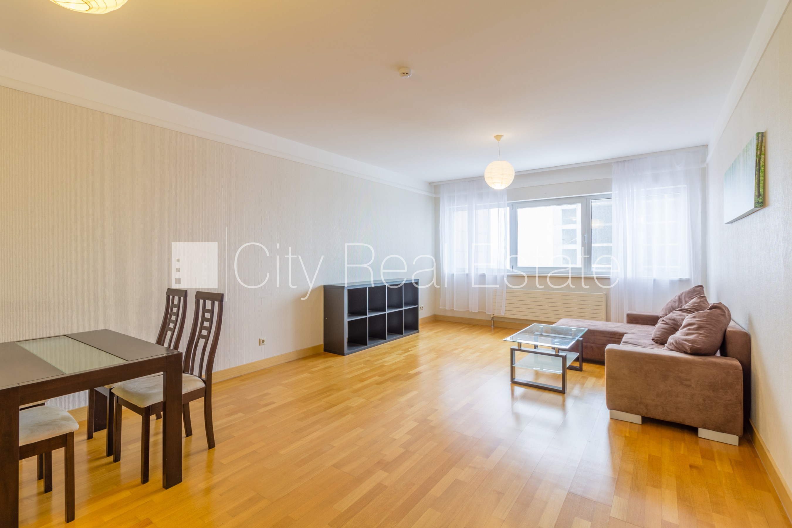 Sludinājumi. Projekts - Panorama Plaza, jaunceltne, labiekārtota apzaļumota teritorija, iespēja nomāt pazemes Cena: 650 EUR/mēn Foto #3