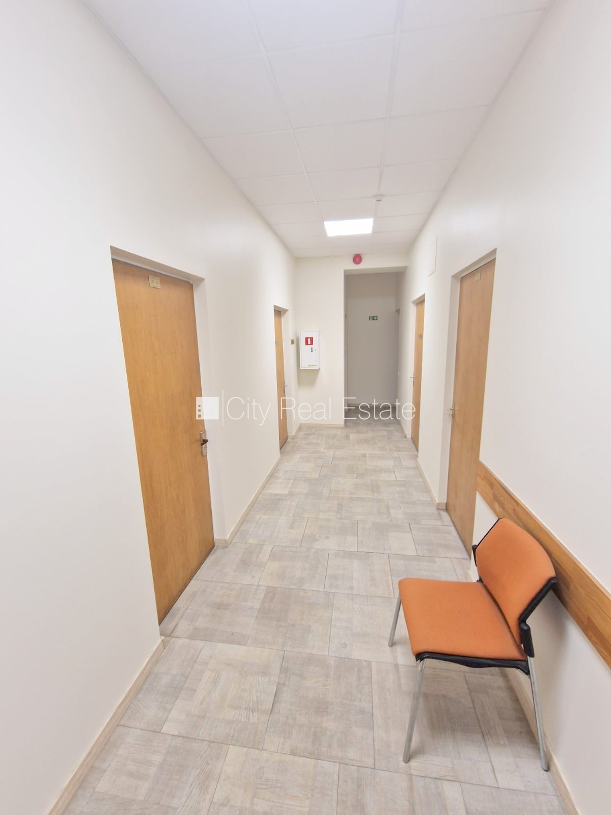 Sludinājumi. Fasādes māja, renovēta māja, viena kvadrātmetra apsaimniekošanas maksa mēnesī  1.95 EUR, objektu Cena: 240 EUR/mēn Foto #4