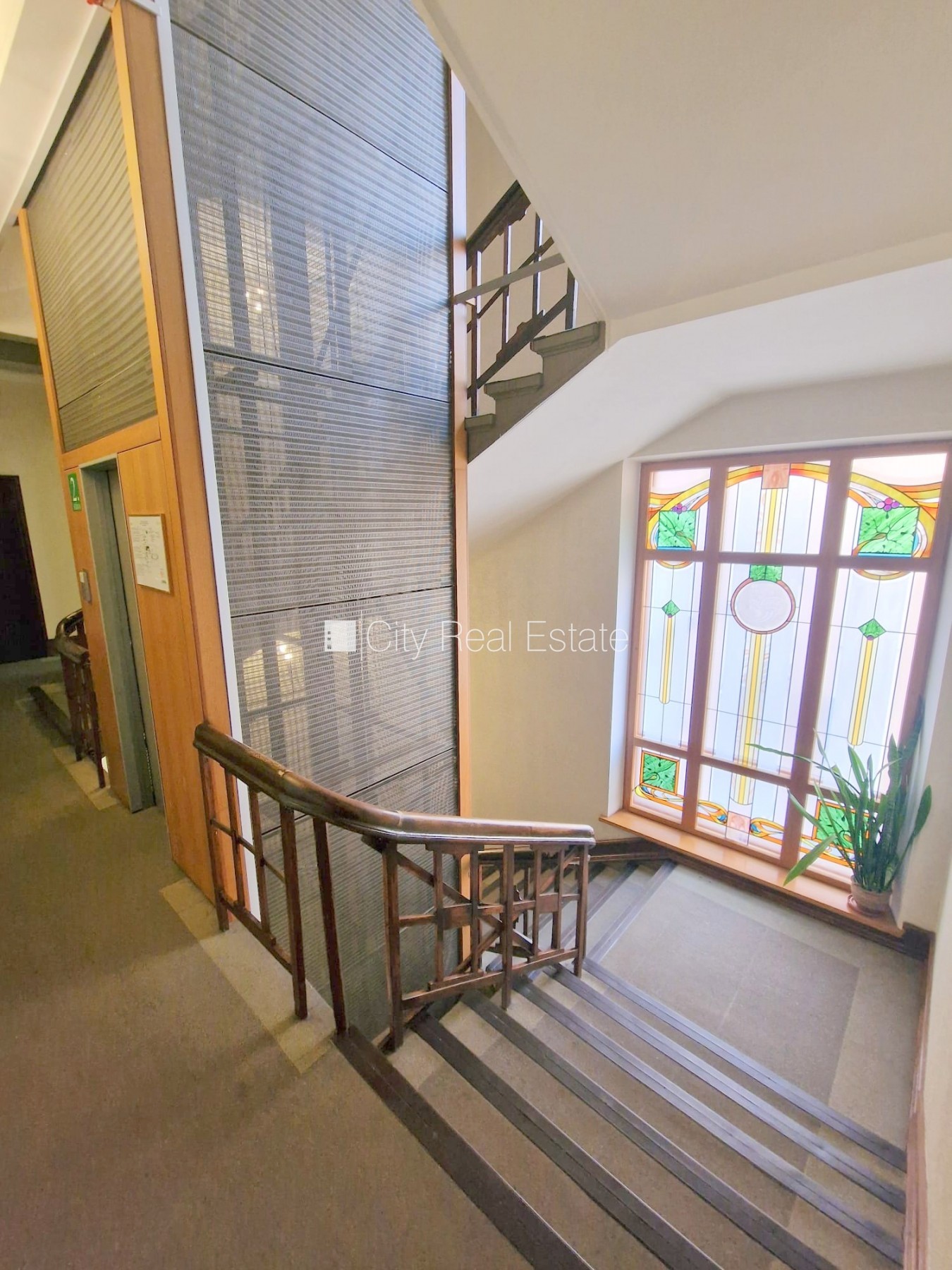 Sludinājumi. Fasādes māja, renovēta māja, viena kvadrātmetra apsaimniekošanas maksa mēnesī  1.95 EUR, objektu Cena: 240 EUR/mēn Foto #6