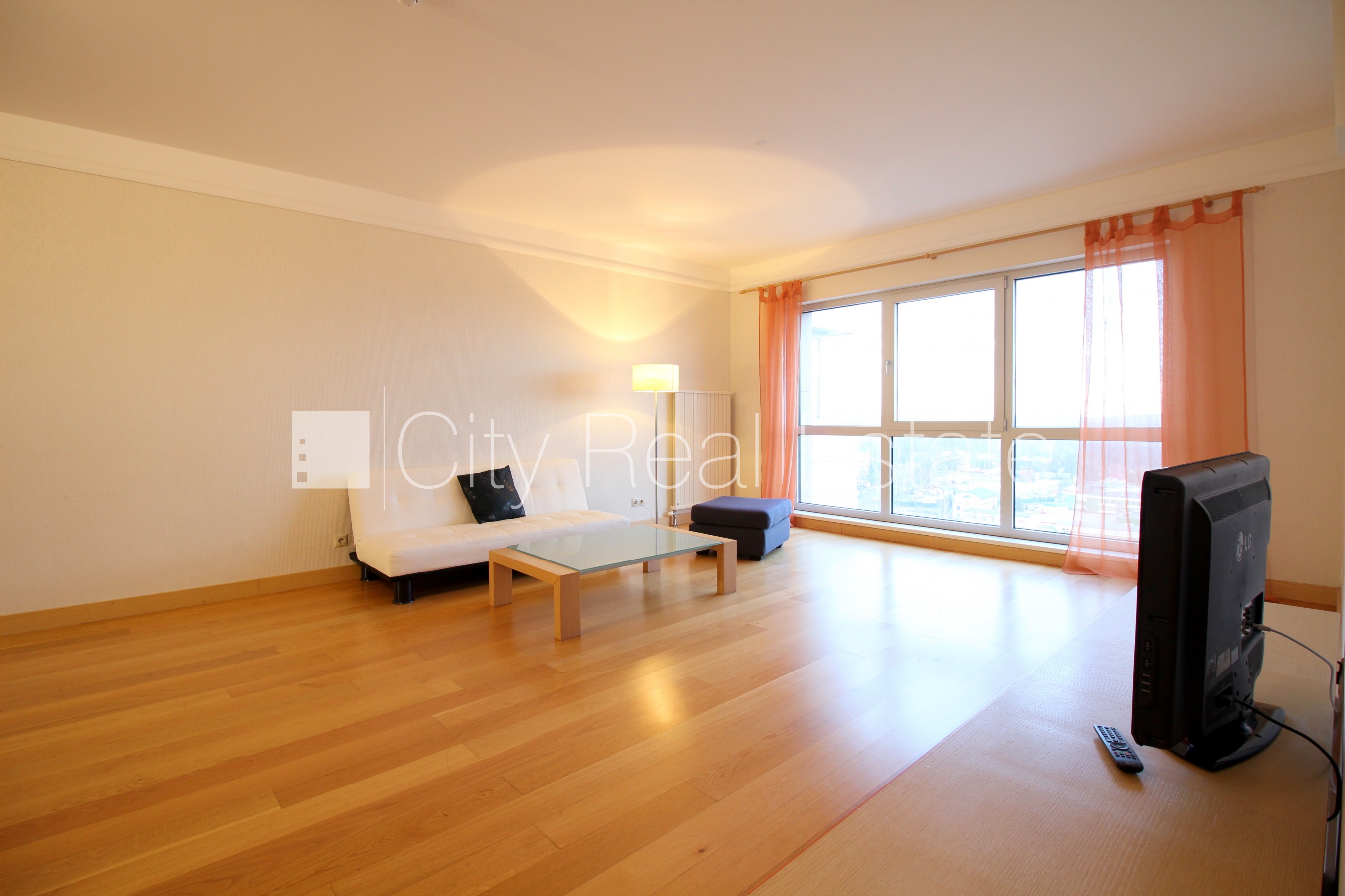 Sludinājumi. Projekts - Panorama Plaza, jaunceltne, slēgta teritorija, pazemes autostāvvieta, ir lifts, logi Cena: 850 EUR/mēn Foto #5