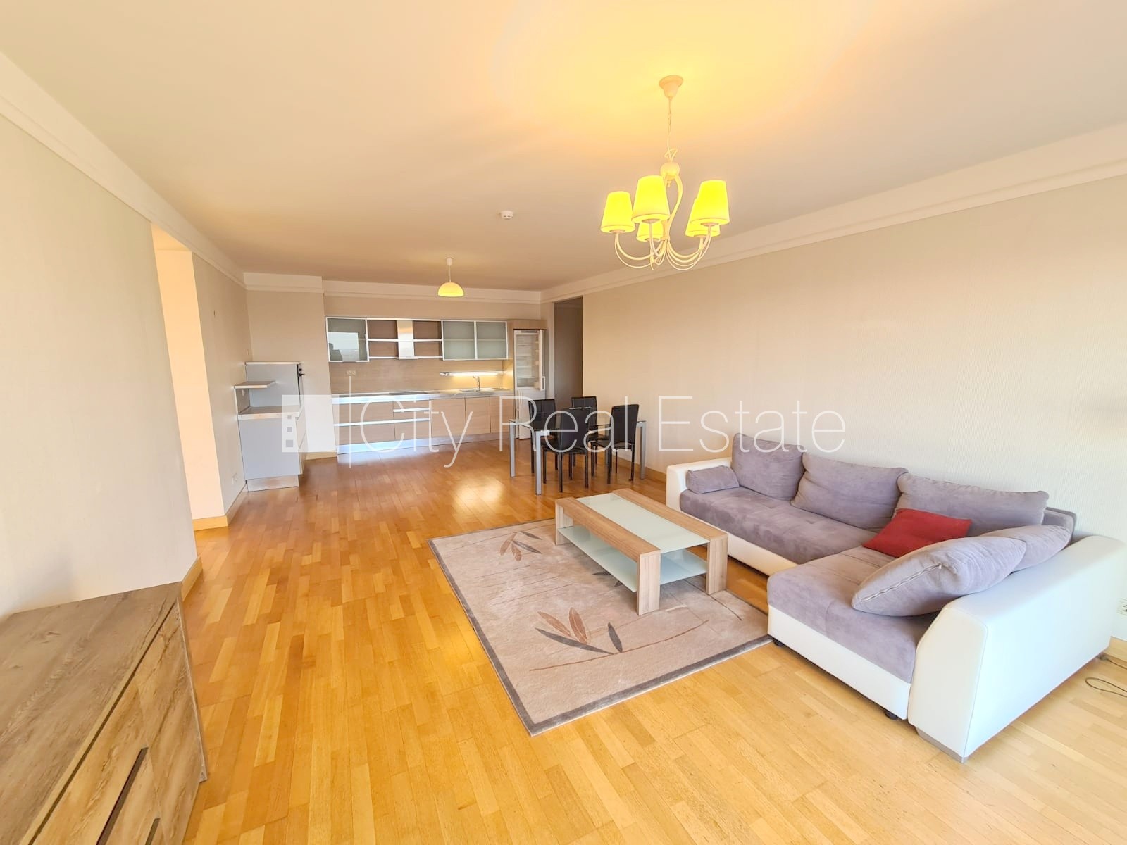 Sludinājumi. Projekts - Panorama Plaza, jaunceltne, slēgts pagalms, iespēja nomāt autostāvvietu, pazemes Cena: 900 EUR/mēn Foto #2