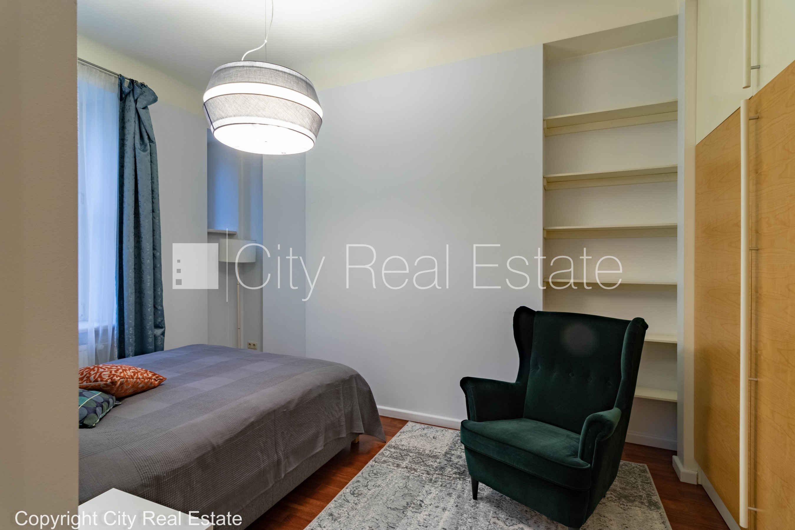 Объявление. Проект - Ausekļa 5 (Аусекля 5), фасадный дом, реновированный дом, бесплатная стоянка во дворе, вход Цена: 1800 EUR/мес. Foto #11