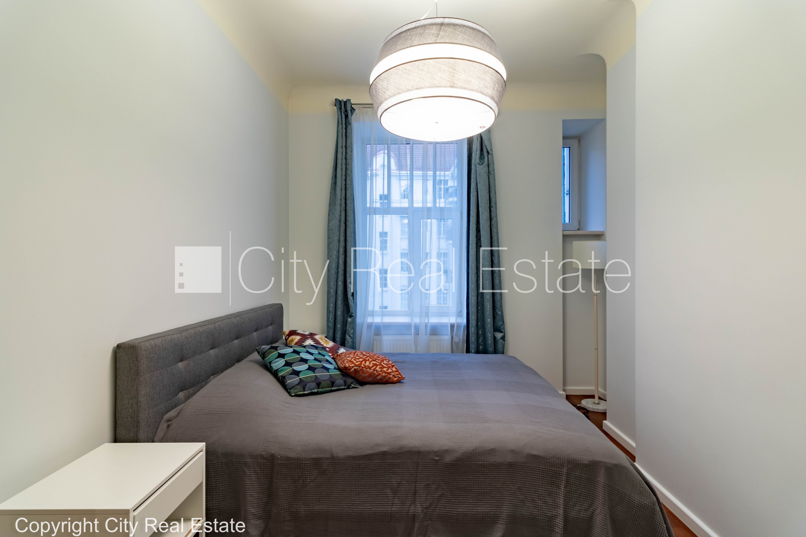 Объявление. Проект - Ausekļa 5 (Аусекля 5), фасадный дом, реновированный дом, бесплатная стоянка во дворе, вход Цена: 1800 EUR/мес. Foto #10