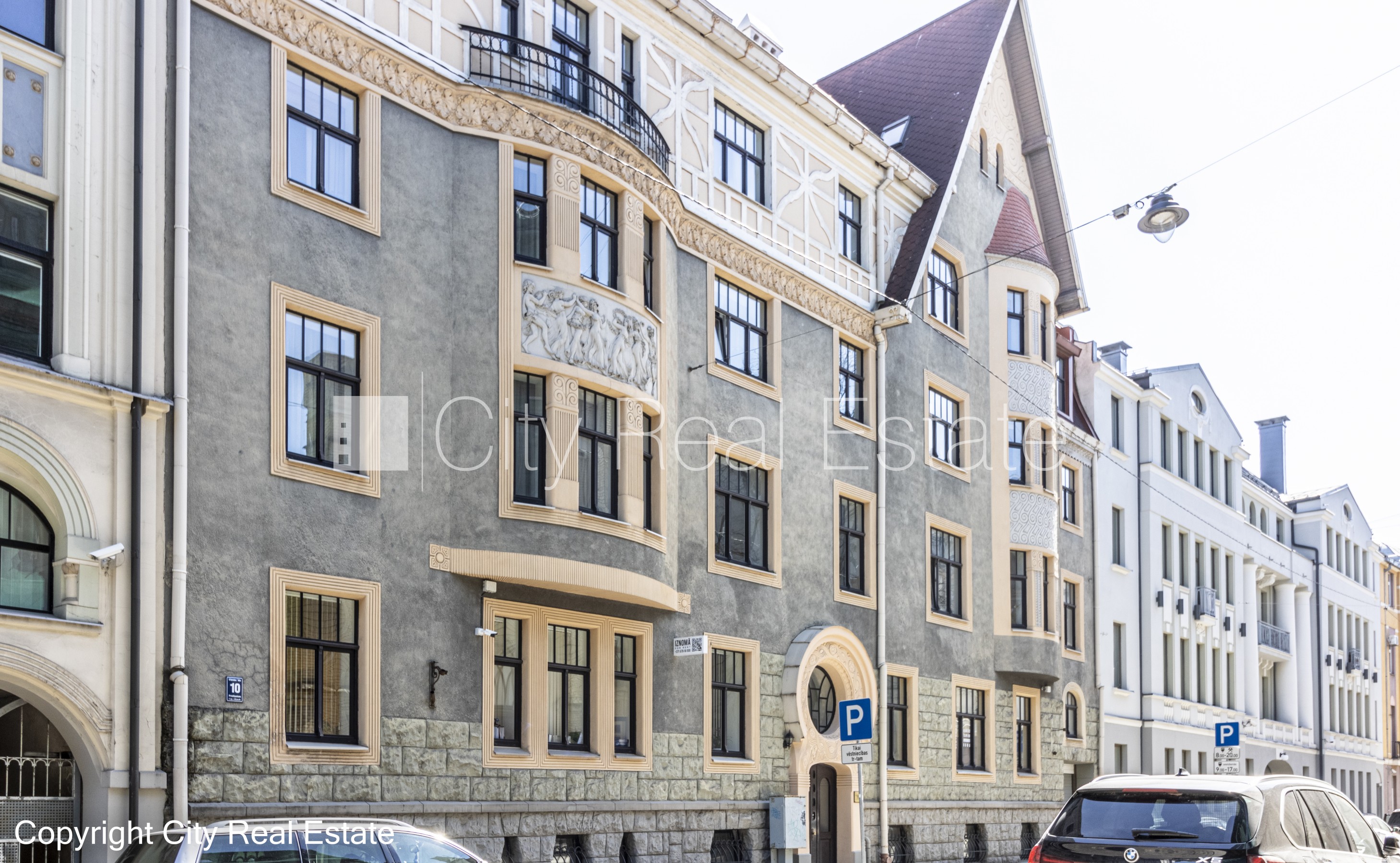 Sludinājumi. Fasādes māja, renovēta māja, labiekārtota apzaļumota teritorija, slēgta teritorija, ieeja no ielas Cena: 1235 EUR/mēn Foto #25