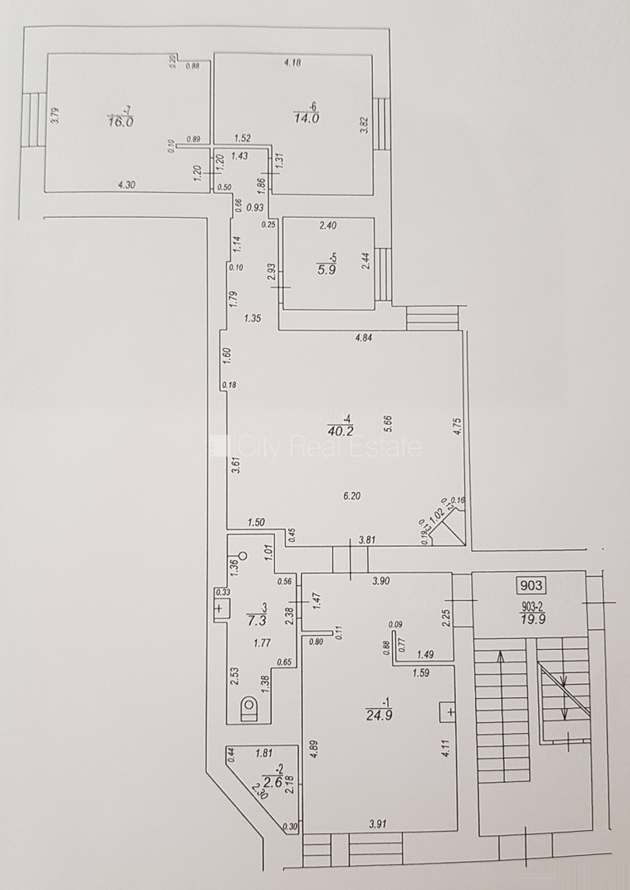Sludinājumi. Pagalma ēka, renovēta māja, slēgts pagalms, ieeja no pagalma, beletāža, kāpņu telpa pēc kapitālā Cena: 1100 EUR/mēn Foto #22