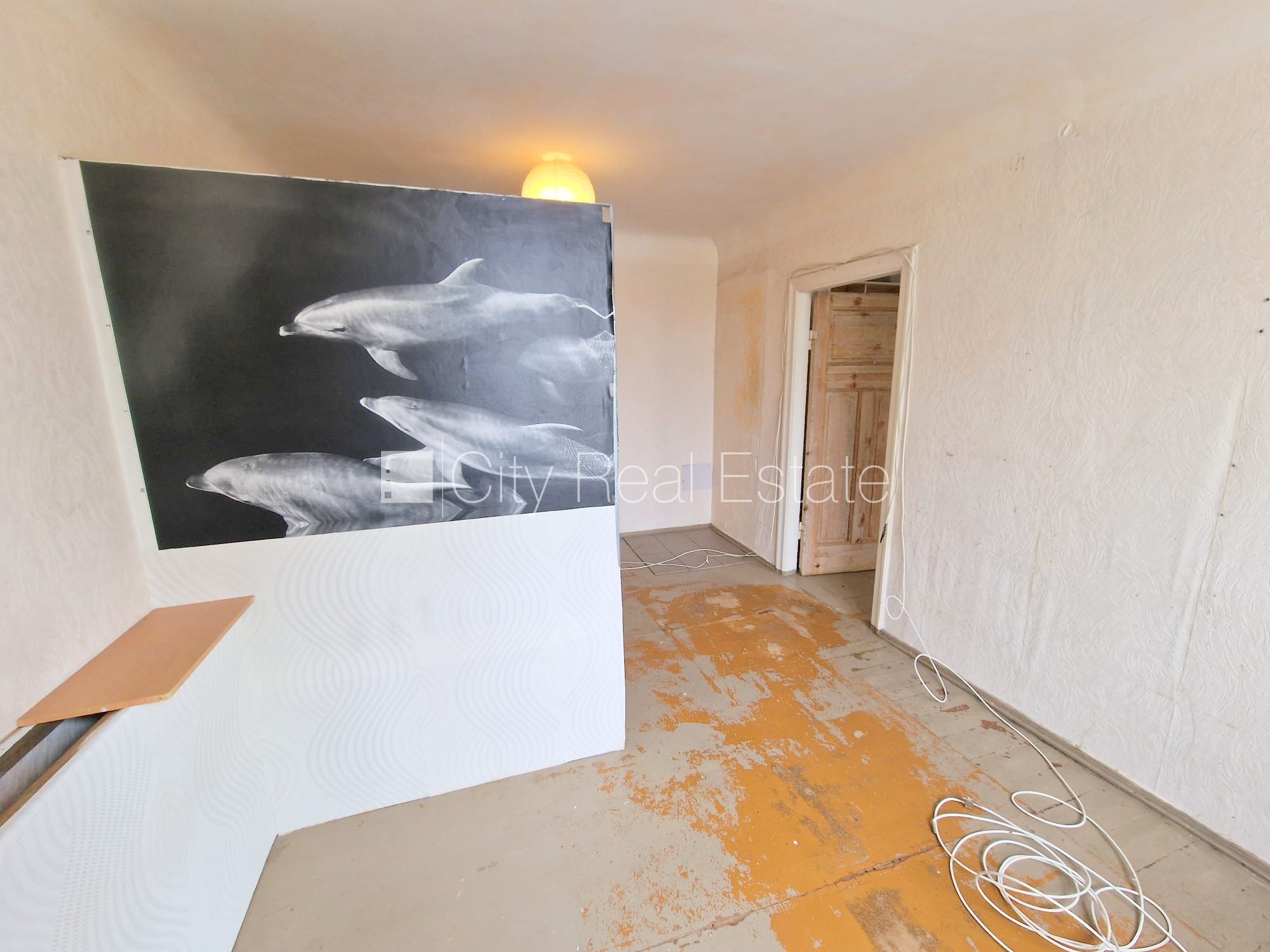 Объявление. Дом во дворе, закрытый двор, вход с улицы, лестничная клетка после косметического ремонта, окна Цена: 220 EUR/мес. Foto #5