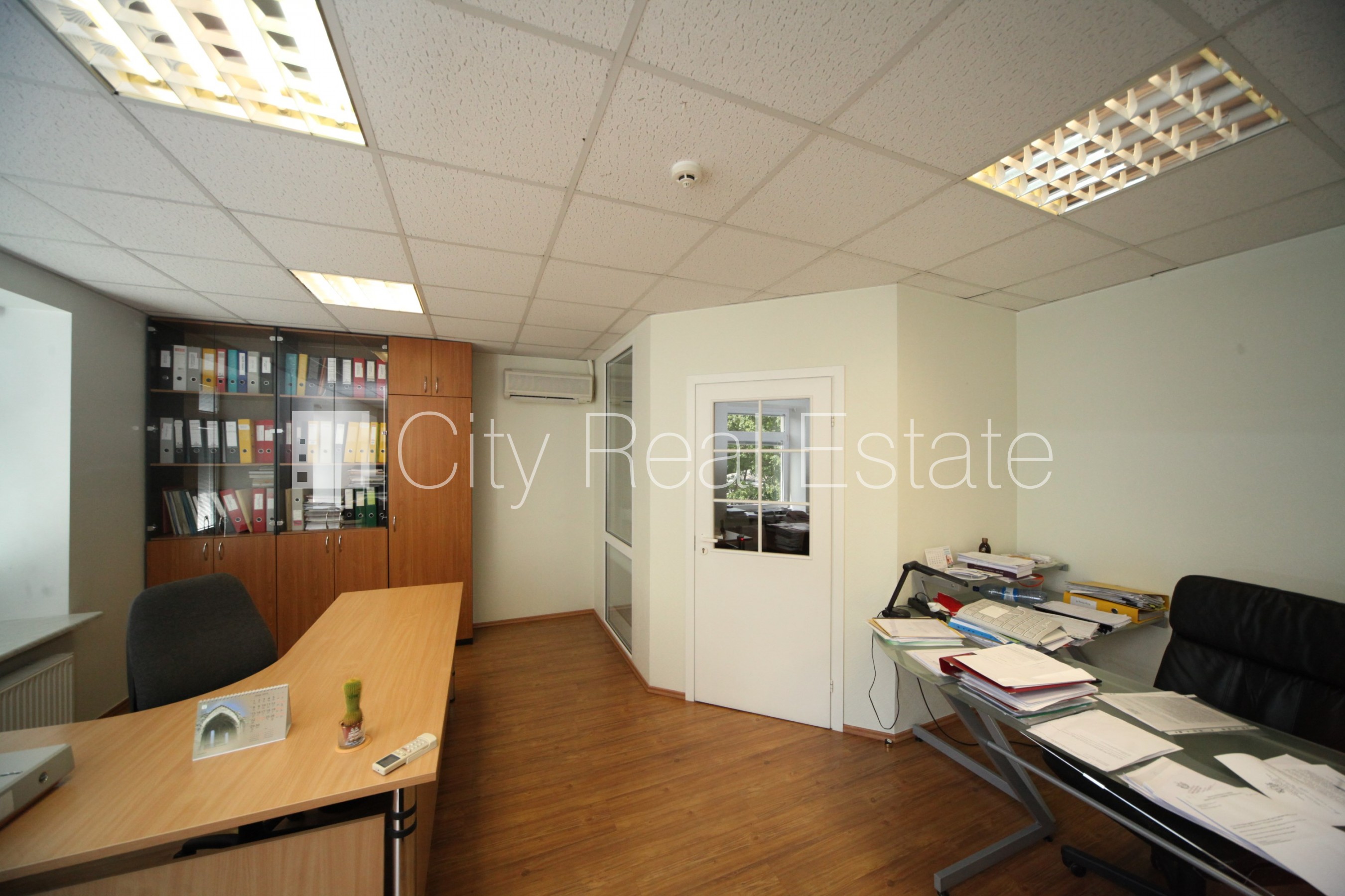 Объявление. Фасадный дом, реновированный дом, плата за обслуживание одного квадратного метра в  месяц 1,5 EUR, Цена: 618 EUR/мес. Foto #2