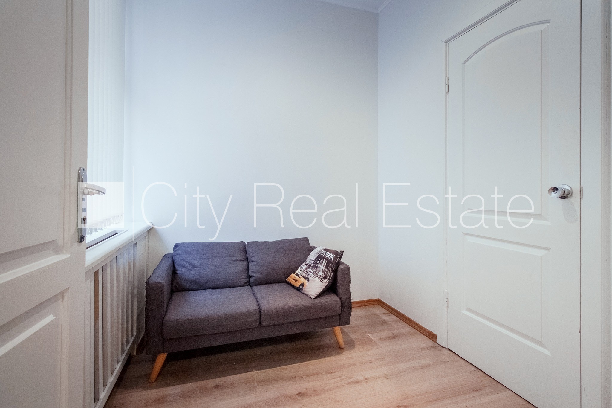 Sludinājumi. Fasādes māja, renovēta māja, ieeja no ielas, logi vērsti uz pagalma pusi, gaisa ventilācijas Cena: 135000 EUR Foto #11