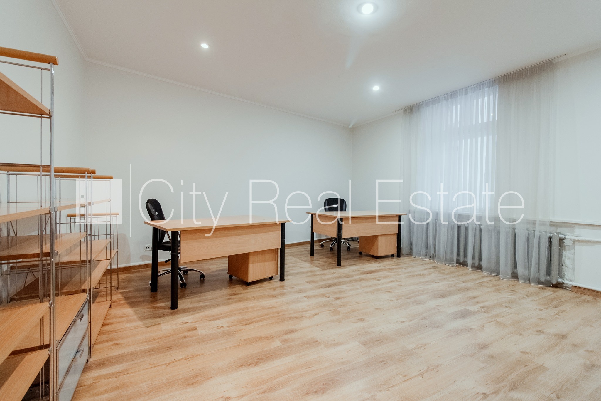 Sludinājumi. Fasādes māja, renovēta māja, ieeja no ielas, logi vērsti uz pagalma pusi, gaisa ventilācijas Cena: 135000 EUR Foto #3