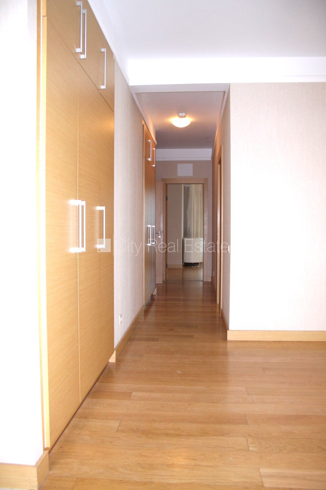 Объявление. Проект - Panorama Plaza (Панорама Плаза), новостройка, плата за обслуживание террасы не взимается, Цена: 1500 EUR/мес. Foto #15