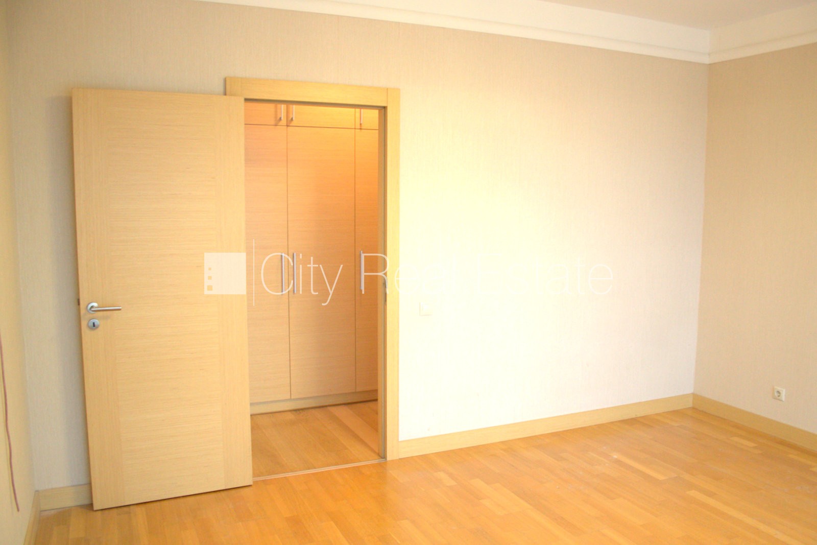 Объявление. Проект - Panorama Plaza (Панорама Плаза), новостройка, плата за обслуживание террасы не взимается, Цена: 1500 EUR/мес. Foto #11