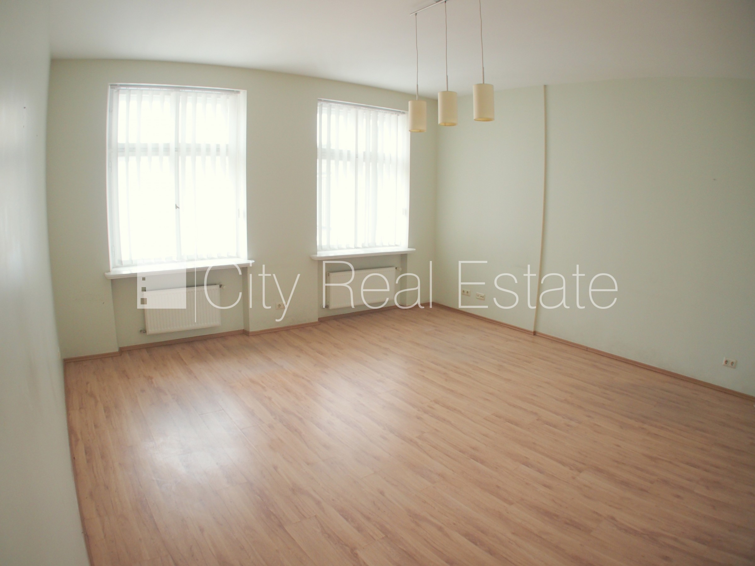 Sludinājumi. Projekts - Skolas 9, fasādes māja, viena kvadrātmetra apsaimniekošanas maksa mēnesī  1,5 EUR, ieeja Cena: 742 EUR/mēn Foto #2