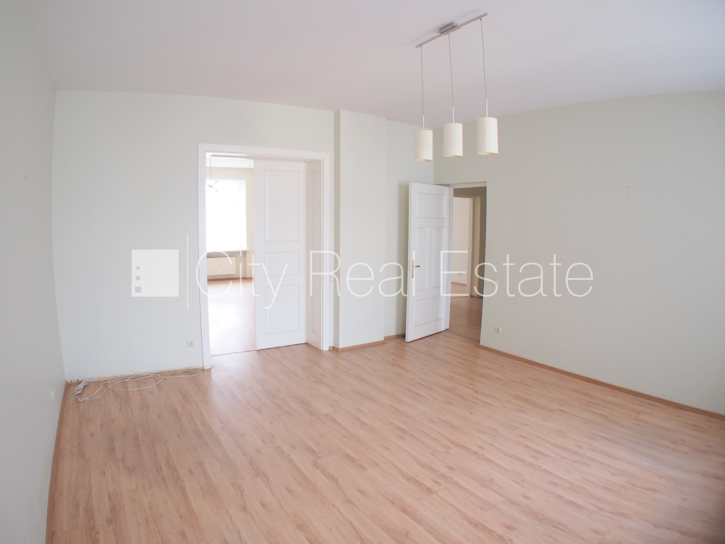 Sludinājumi. Projekts - Skolas 9, fasādes māja, viena kvadrātmetra apsaimniekošanas maksa mēnesī  1,5 EUR, ieeja Cena: 742 EUR/mēn Foto #3