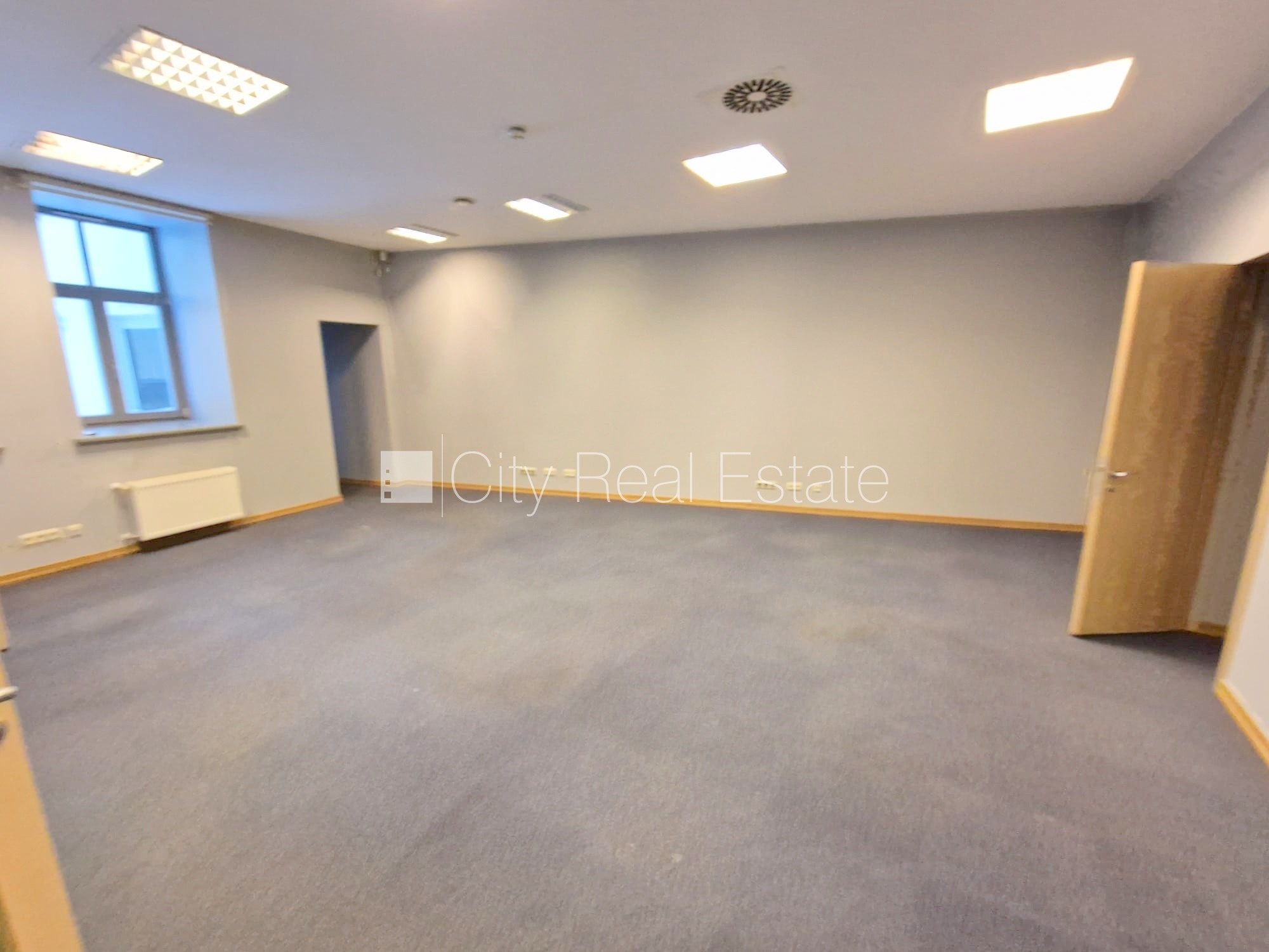 Sludinājumi. Fasādes māja, renovēta māja, viena kvadrātmetra apsaimniekošanas maksa mēnesī  1.95 EUR, slēgts Cena: 452 EUR/mēn Foto #2