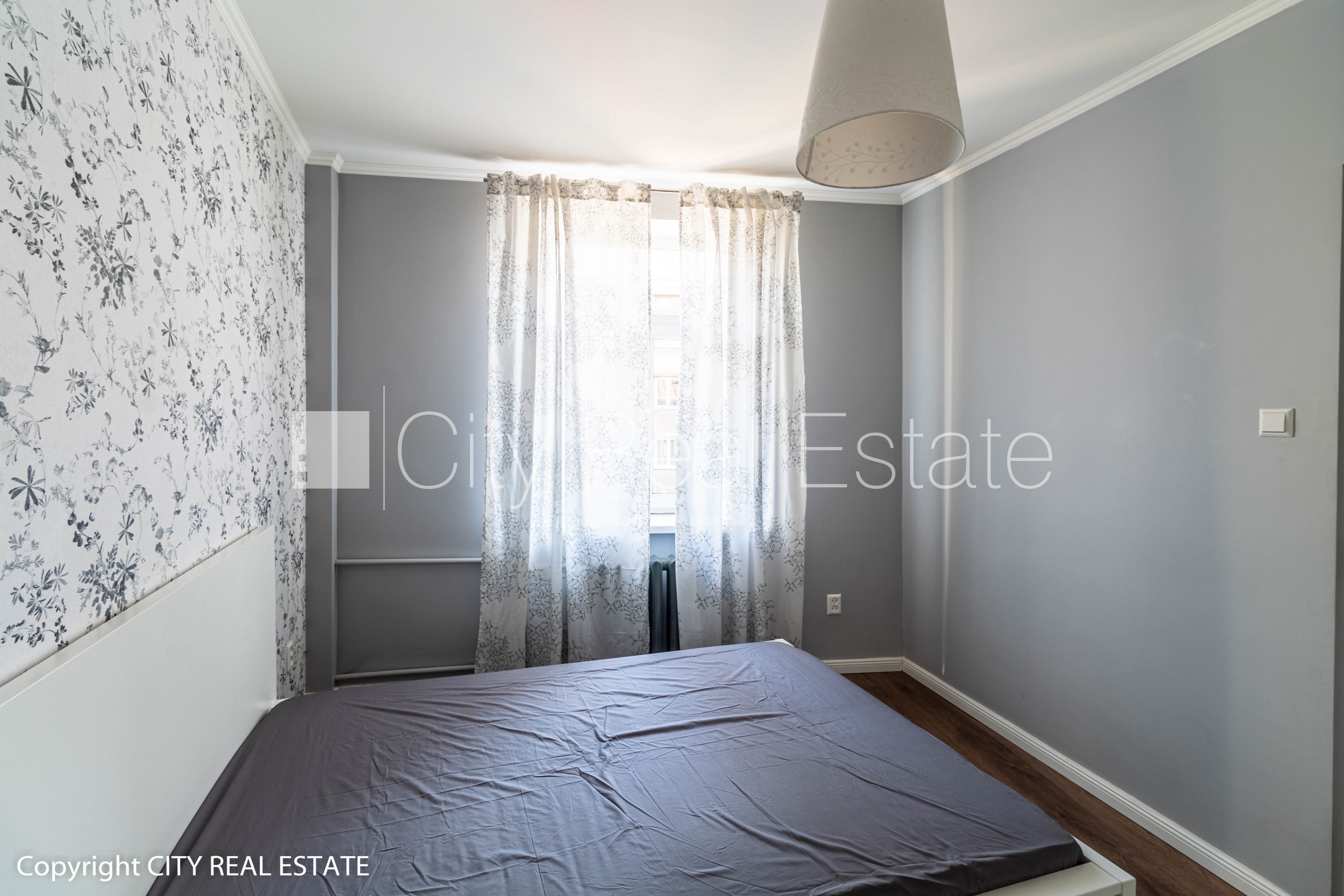 Sludinājumi. Slēgts pagalms, kāpņu telpa pēc kosmētiskā remonta, logi vērsti uz pagalma pusi, virtuve, centrālā Cena: 450 EUR/mēn Foto #5