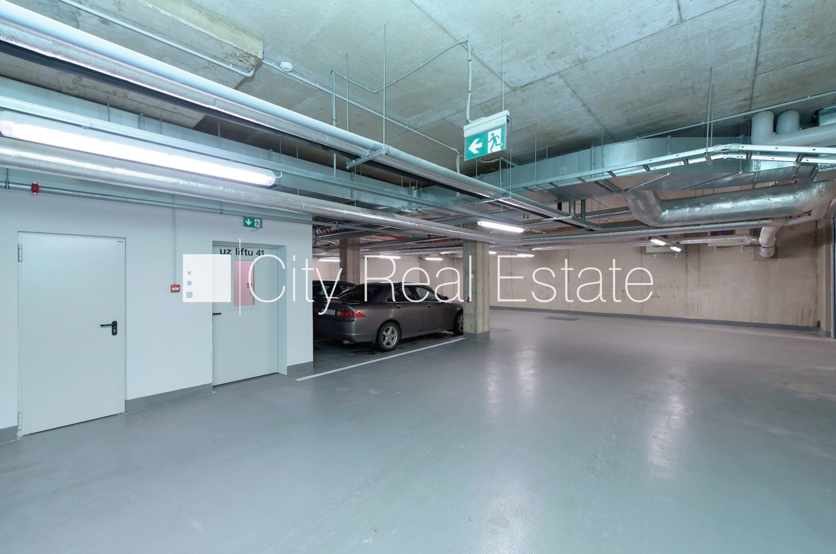 Sludinājumi. Jaunceltne, fasādes māja, labiekārtota apzaļumota teritorija, bruģēts piebraucamais ceļš, iespēja Cena: 1300 EUR/mēn Foto #22