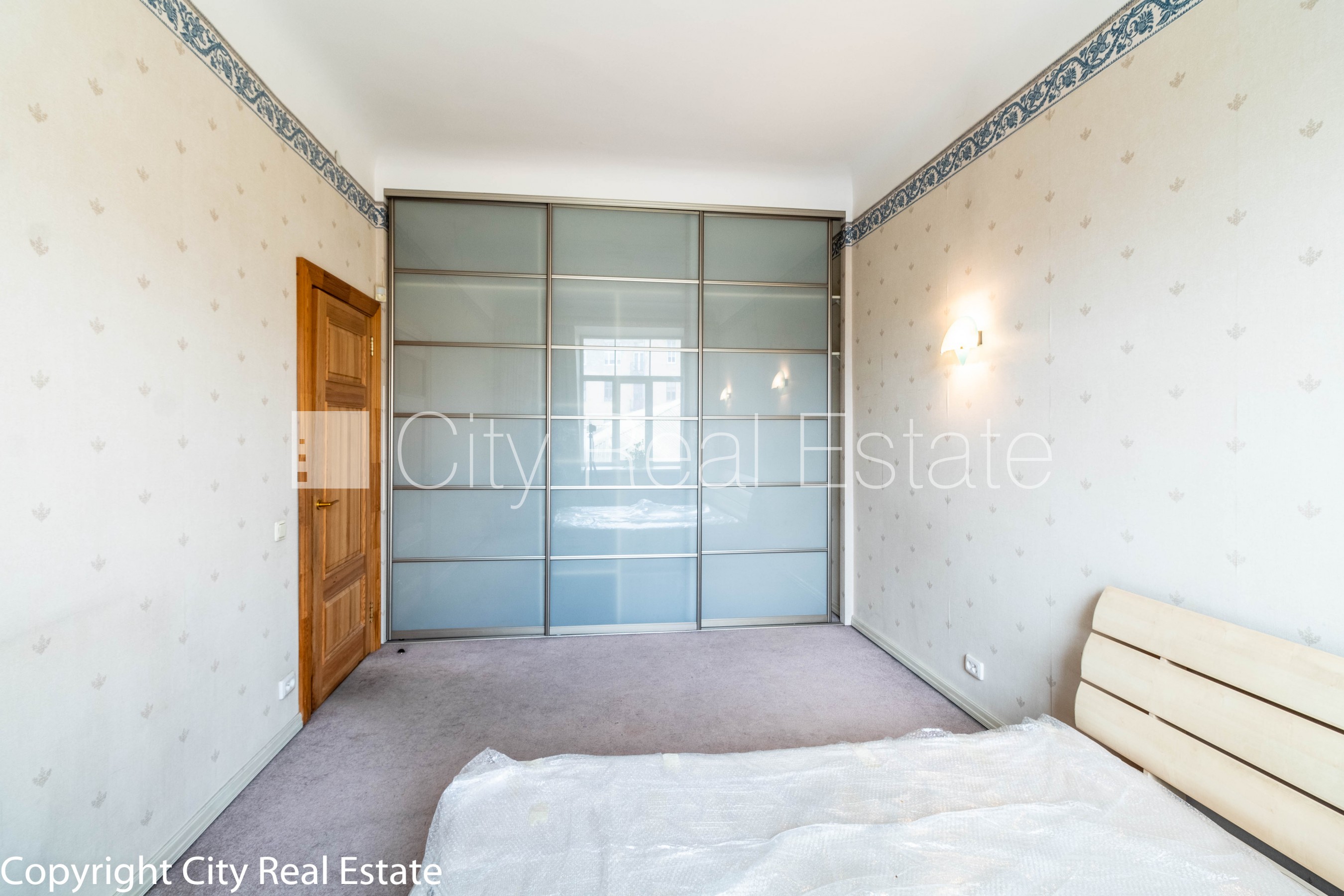 Sludinājumi. Zeme īpašumā, pagalma māja, slēgts pagalms, iespēja nomāt autostāvvietu, ir lifts, kāpņu telpa pēc Cena: 154500 EUR Foto #18