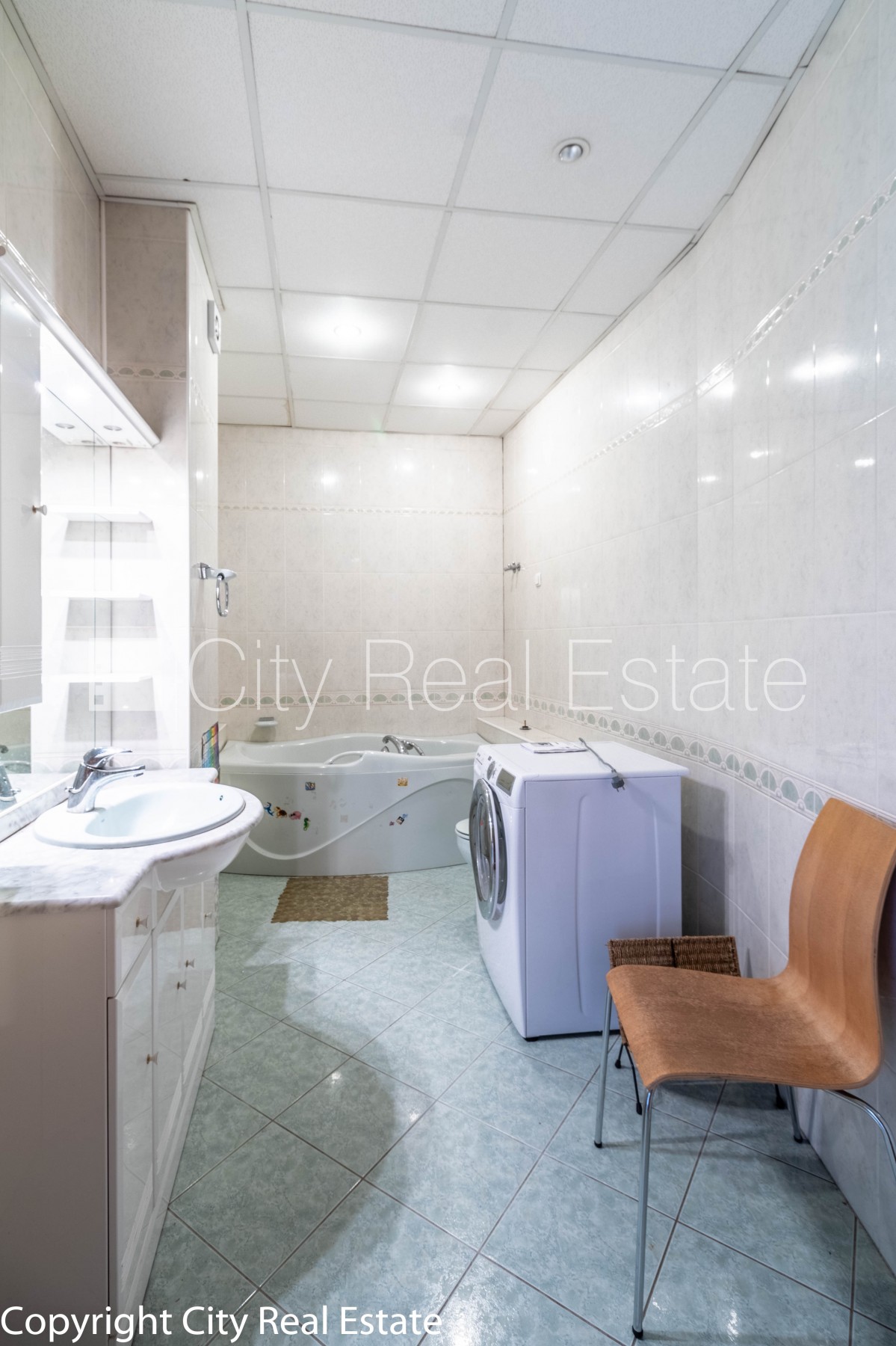 Sludinājumi. Zeme īpašumā, pagalma māja, slēgts pagalms, iespēja nomāt autostāvvietu, ir lifts, kāpņu telpa pēc Cena: 154500 EUR Foto #25