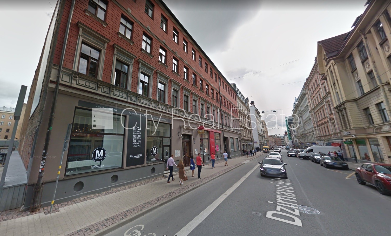 Sludinājumi. Fasādes māja, renovēta māja, ieeja no ielas, kāpņu telpa pēc kapitālā remonta, logi vērsti uz Cena: 180 EUR/mēn Foto #10