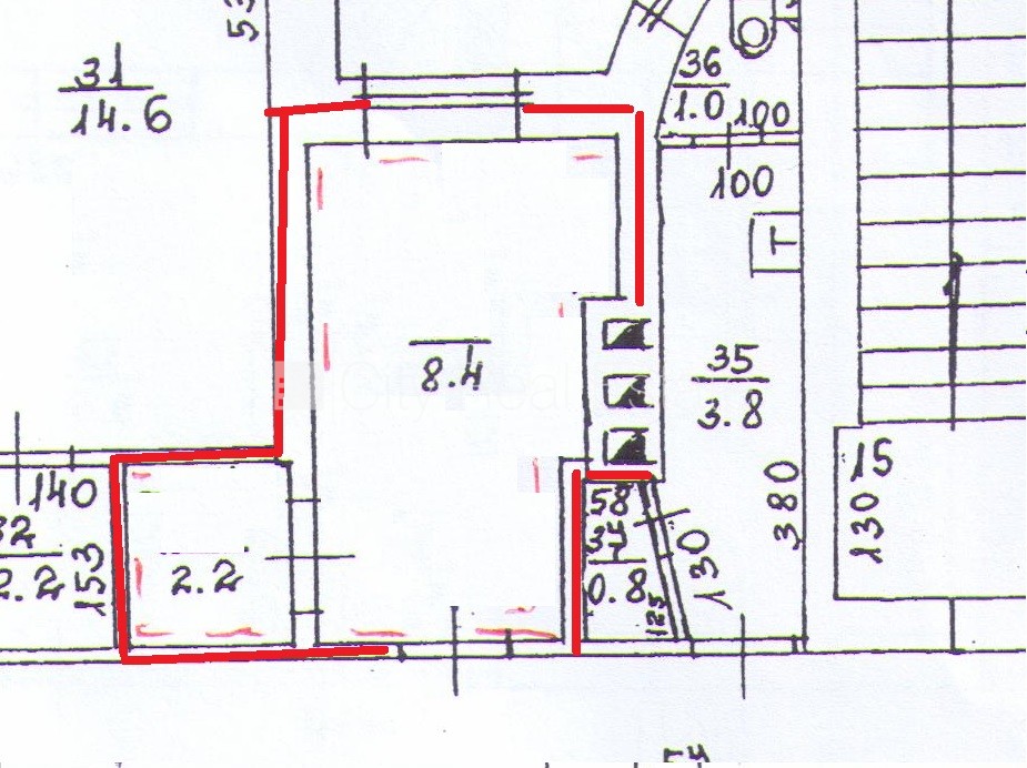 Sludinājumi. Fasādes māja, renovēta māja, ieeja no ielas, kāpņu telpa pēc kapitālā remonta, logi vērsti uz Cena: 180 EUR/mēn Foto #2
